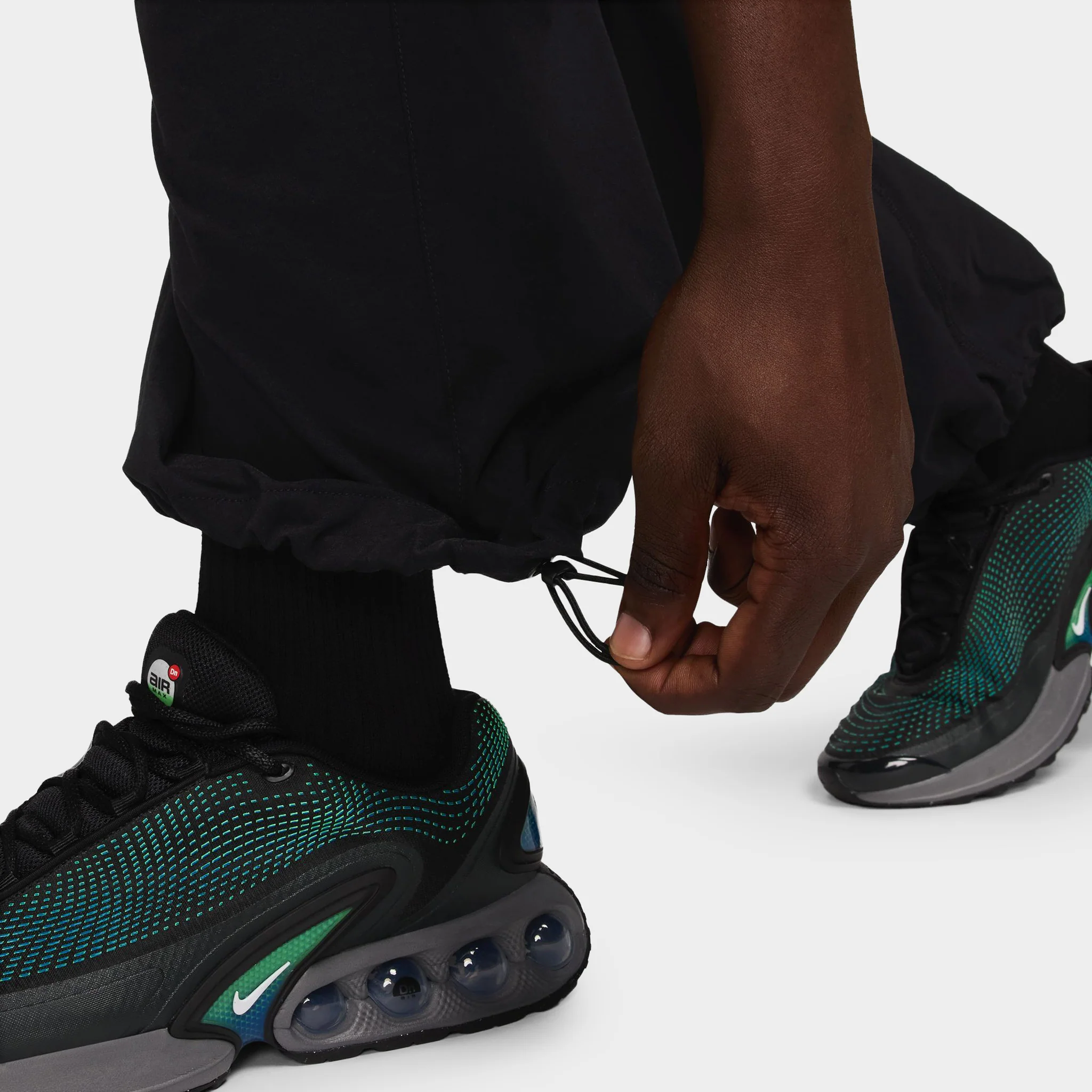 Nike Tech Woven Oversized Pants Black / Black - Black - Image 8