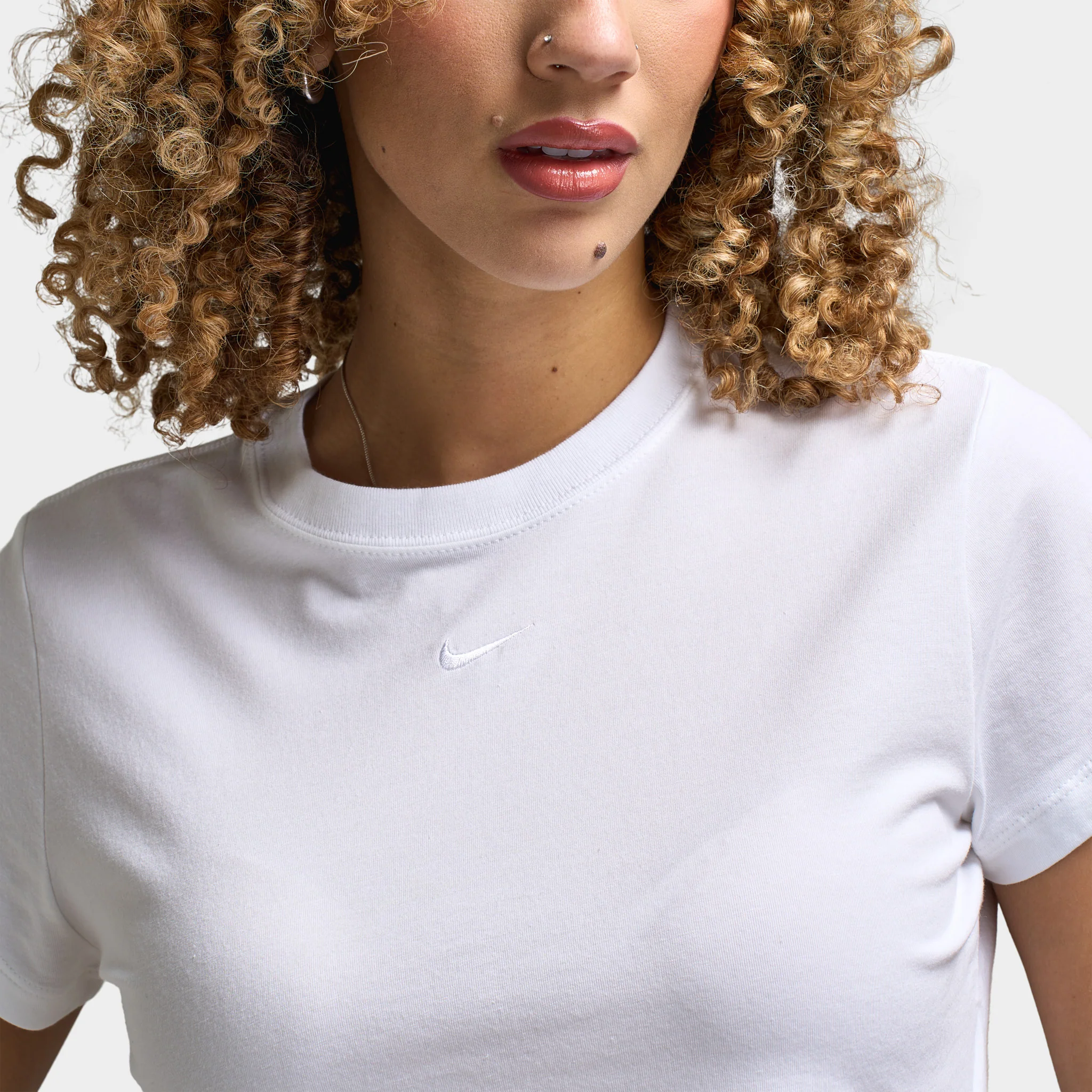 Nike Sportswear Women's Chill Knit Crop Top / White - Image 4