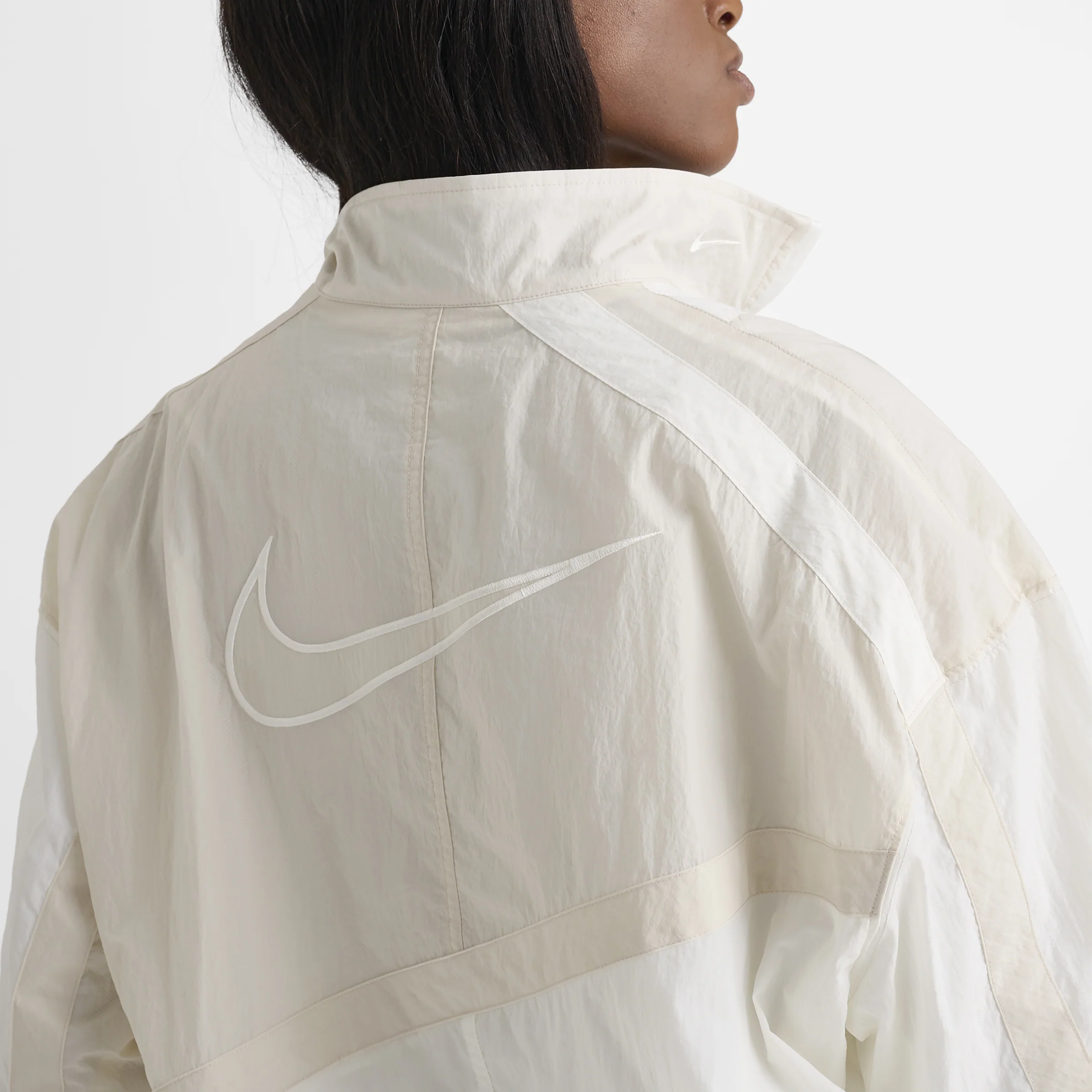 Nike Sportswear Women's Oversized Woven Jacket Sail / Light Orewood Brown - Sail - Image 5