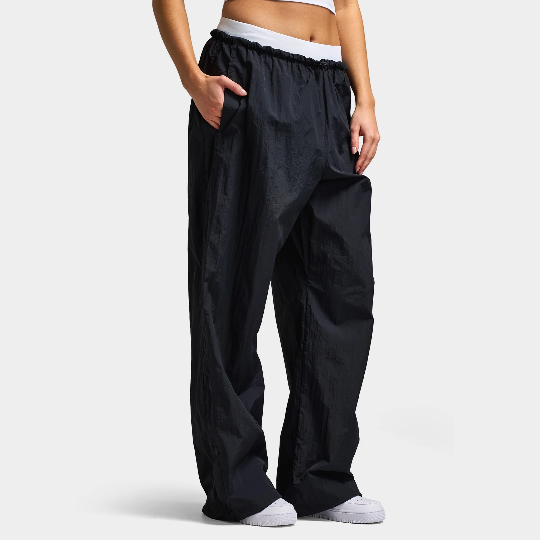 Nike  Sportswear Women's Parachute Highrise Pants Black / Chalk - Image 5