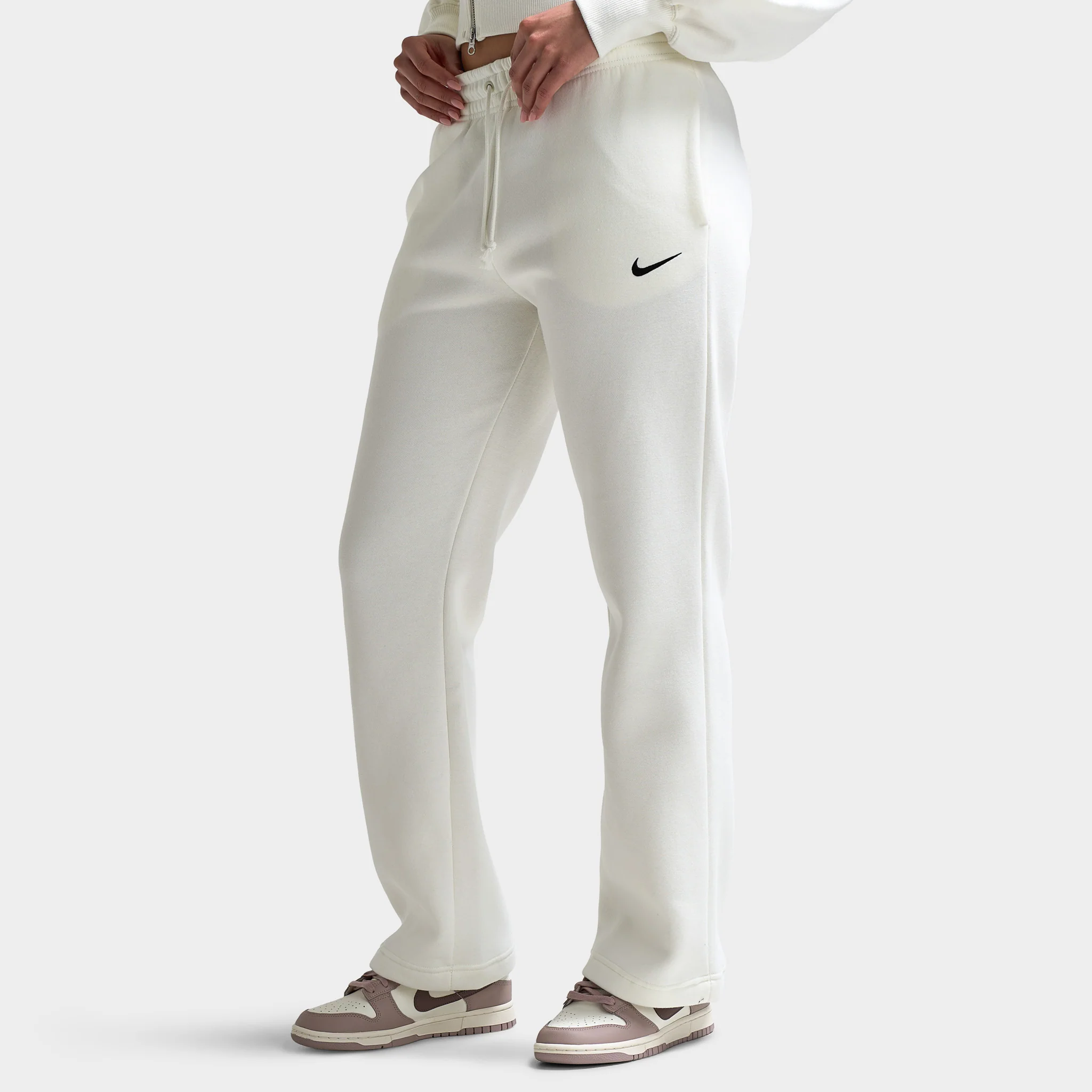 Nike Sportswear Women's Phoenix Fleece Mid-Rise Open-Hem Pants Sail / Black - Image 4