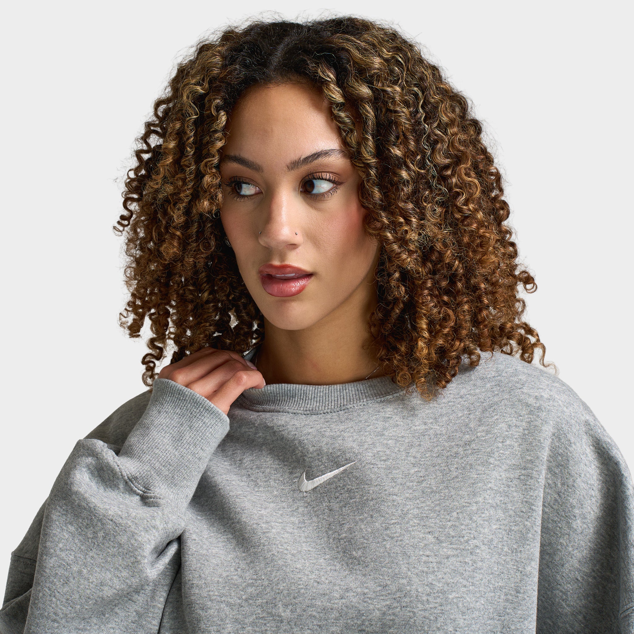 Nike Sportswear Women's Phoenix Fleece Oversized Crewneck Dark Grey Heather / Sail - Image 4