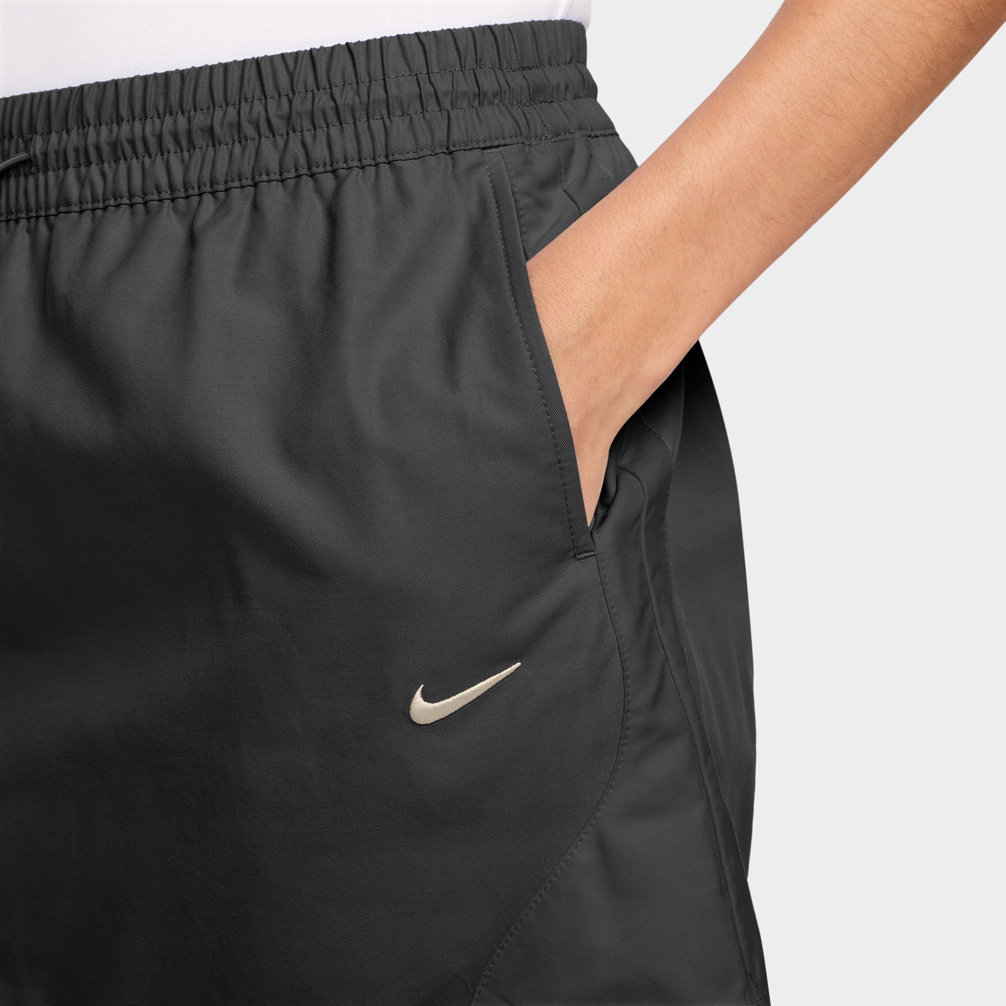 Nike Sportswear Women's Street Mid Rise Mini Skirt / Black - Image 3