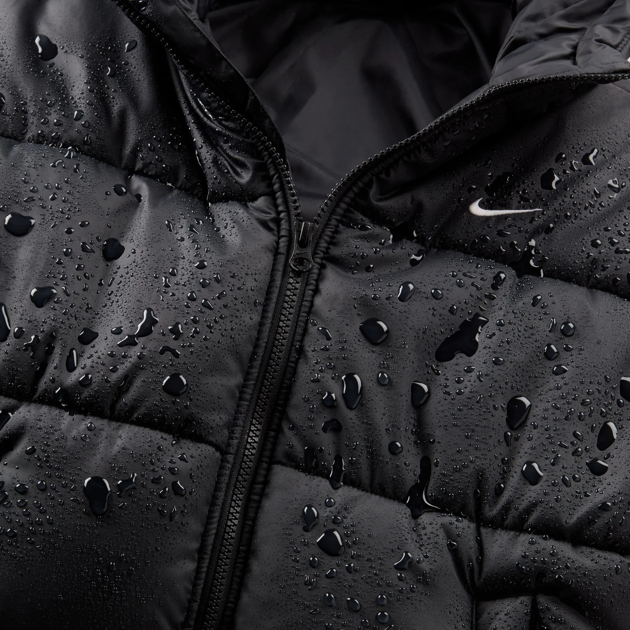 Nike Sportswear Women's Therma-FIT Classic Puffer Jacket Black / White - Image 3