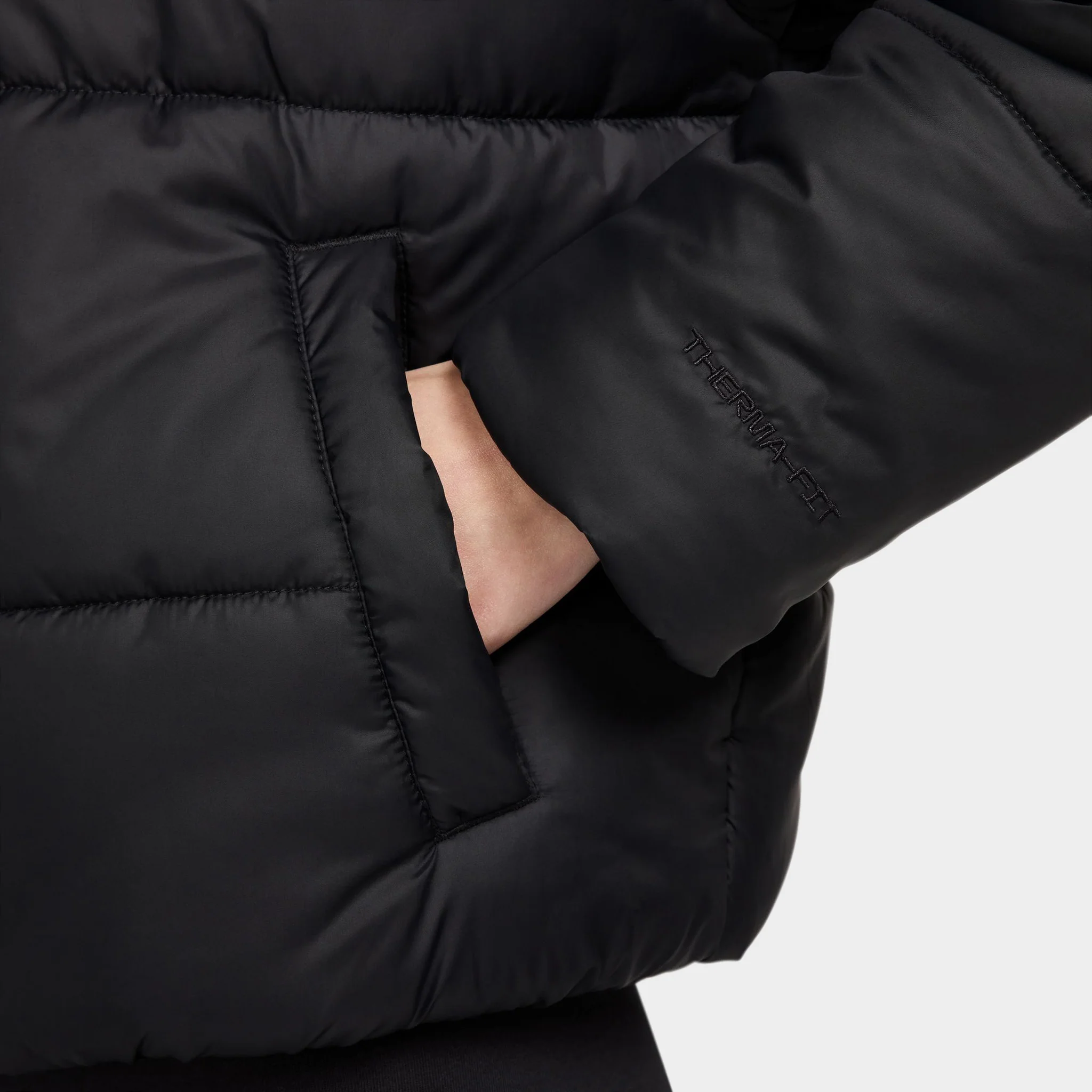 Nike Sportswear Women's Therma-FIT Classic Puffer Jacket Black / White - Image 4