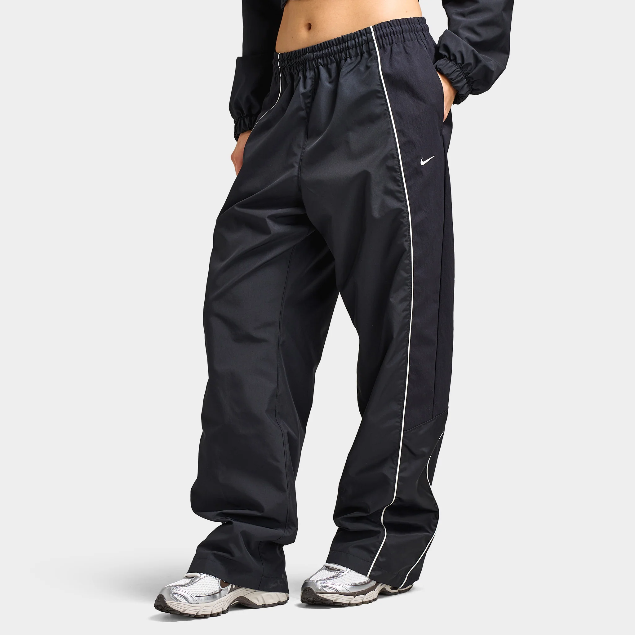 Nike Sportswear Women's Track Pants / Black - Image 4