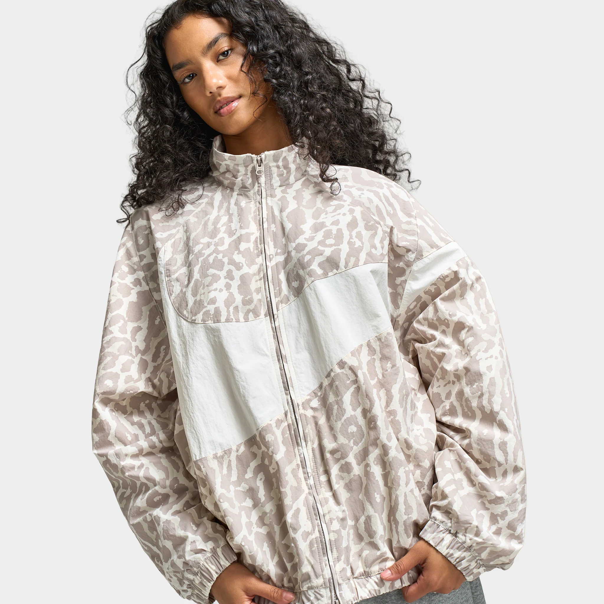Nike Sportswear Women's Trend Woven HBR All over Print Jacket College Grey / Sail - Image 3