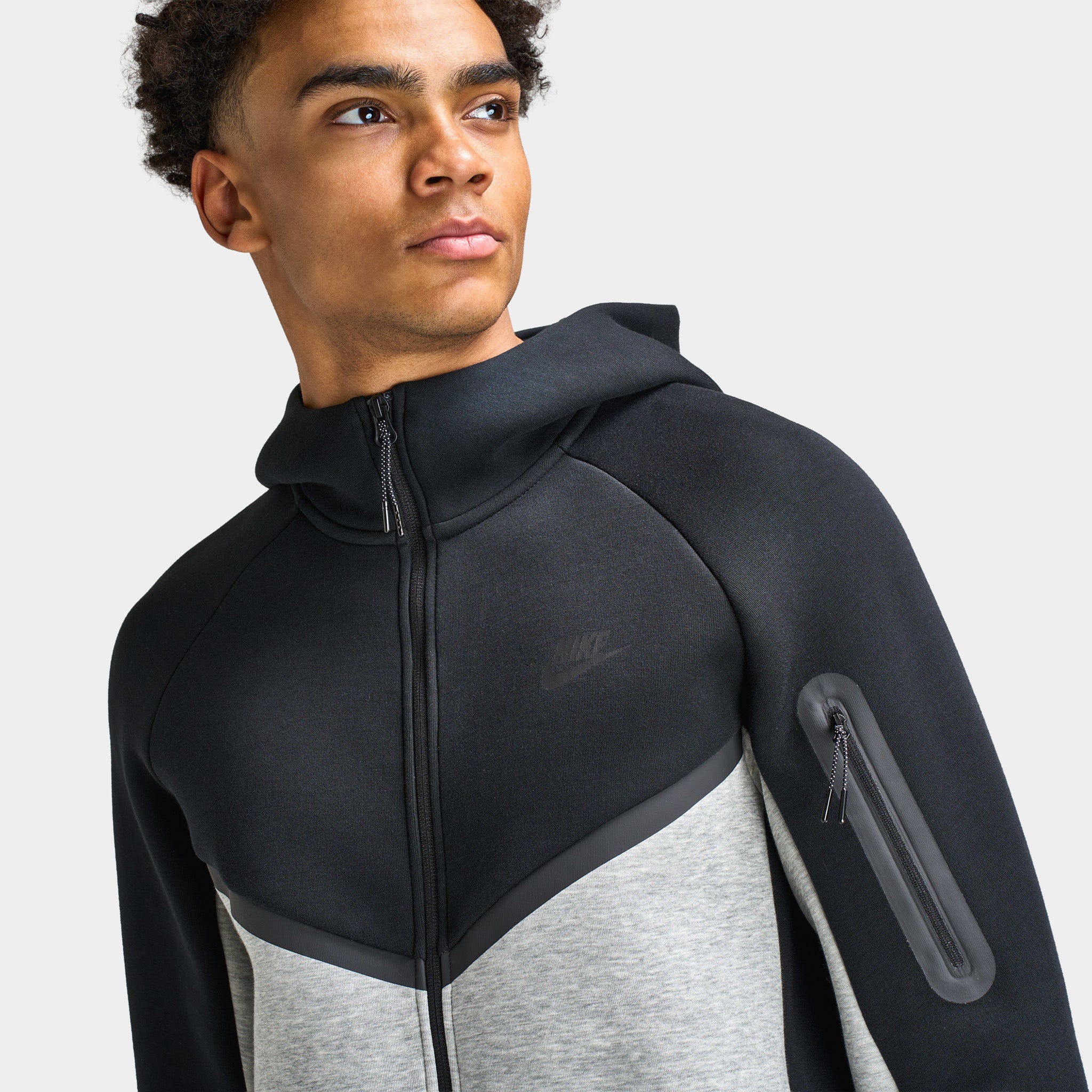 Nike Tech Men's Fleece Windrunner Full-Zip Jacket Black / Dark Grey Heather / Black - Image 3