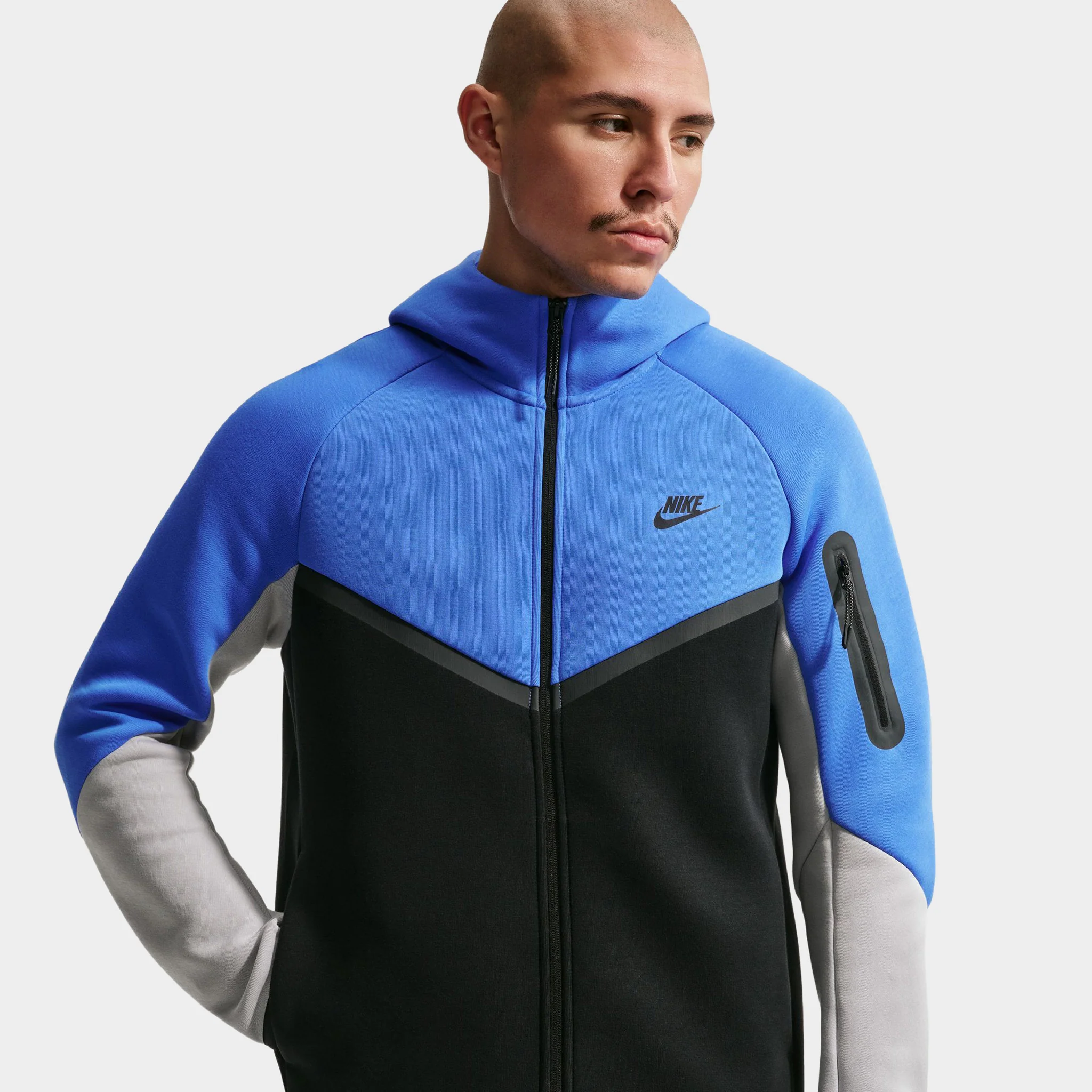 Nike Tech Men's Fleece Windrunner Full-Zip Jacket Blue Crystal / Black / Smoke Grey / Black - Image 3