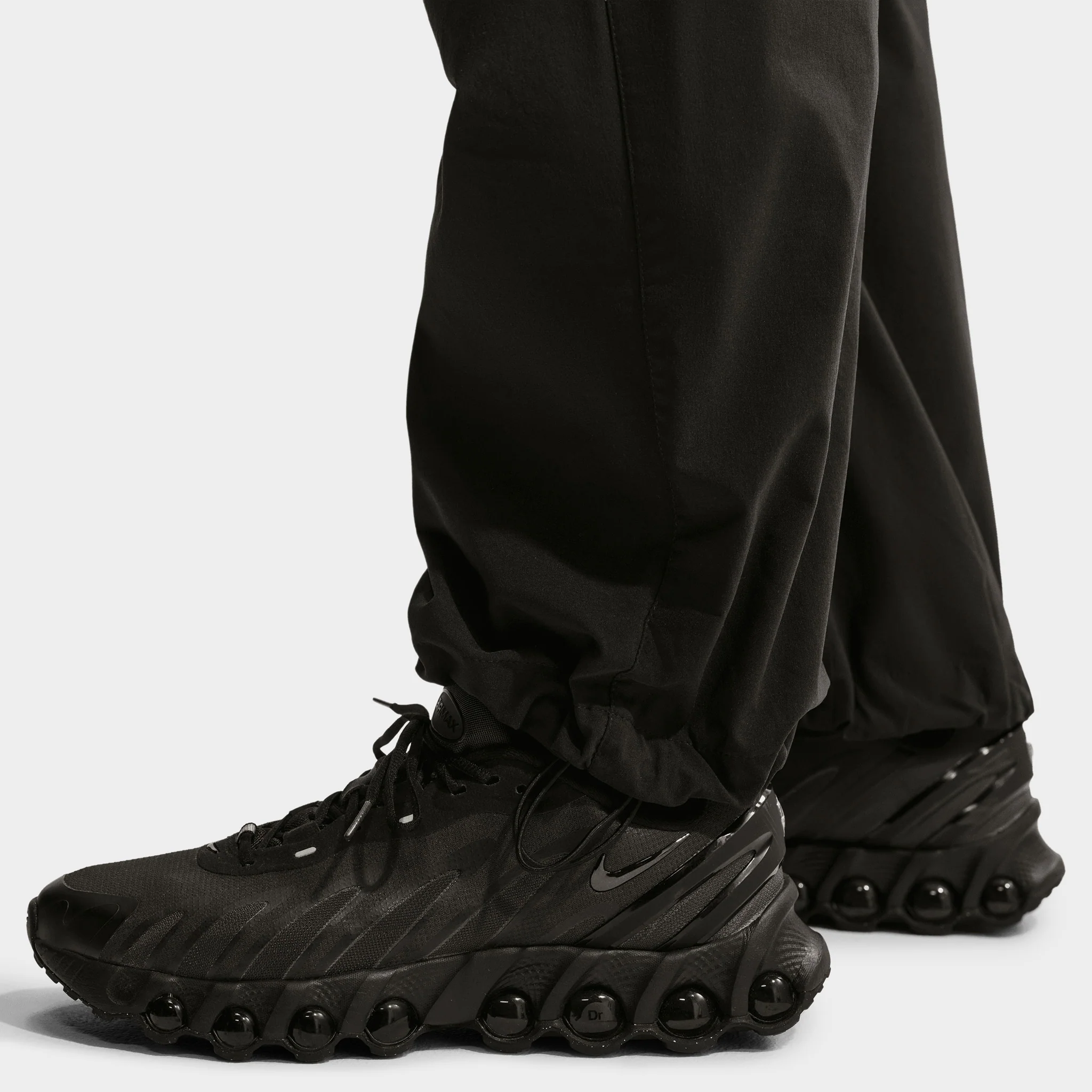 Nike Tech Woven Pants / Black / Black - Image 4