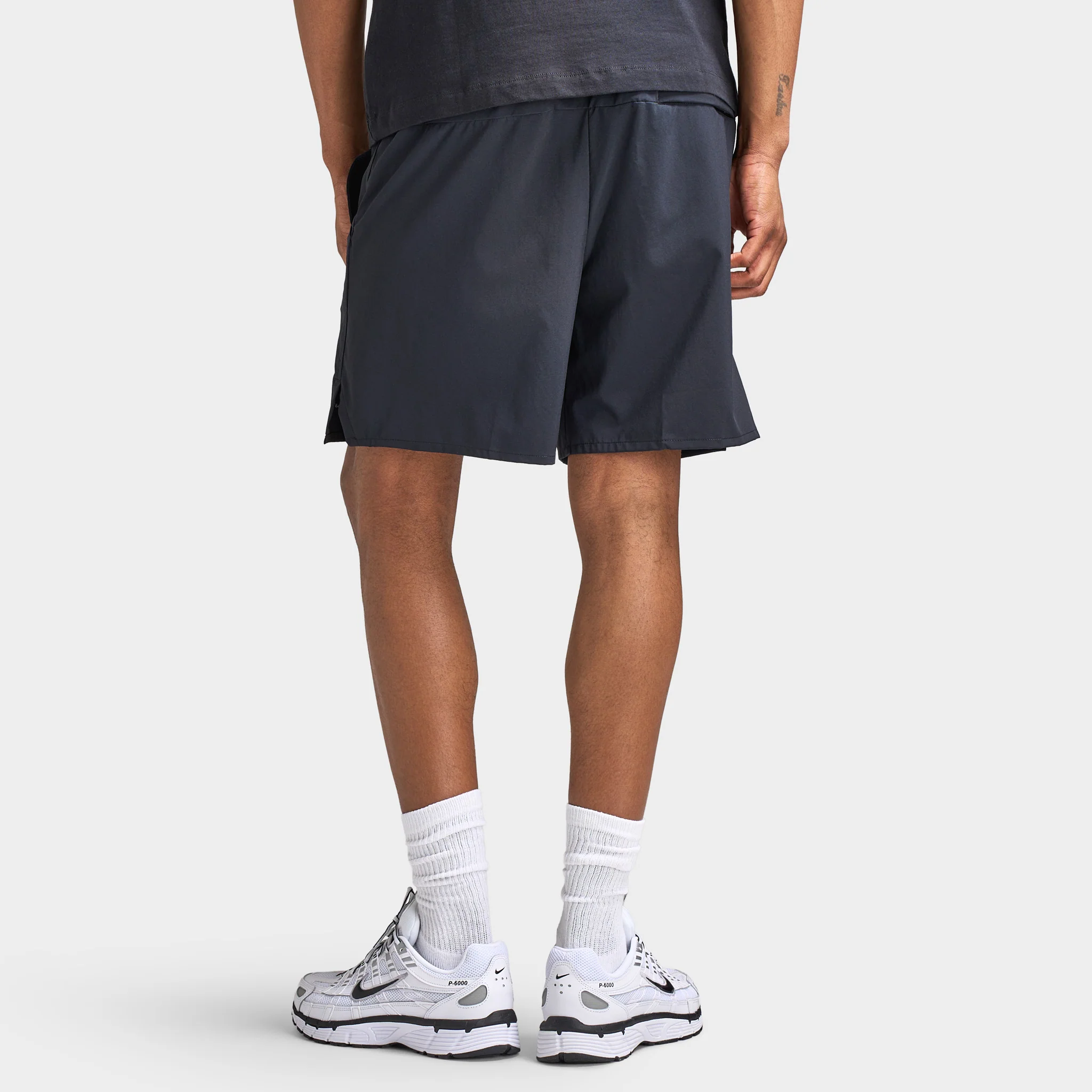 Nike Unlimited Dri-Fit 7" Unlined Versatile Shorts / Black - Image 2