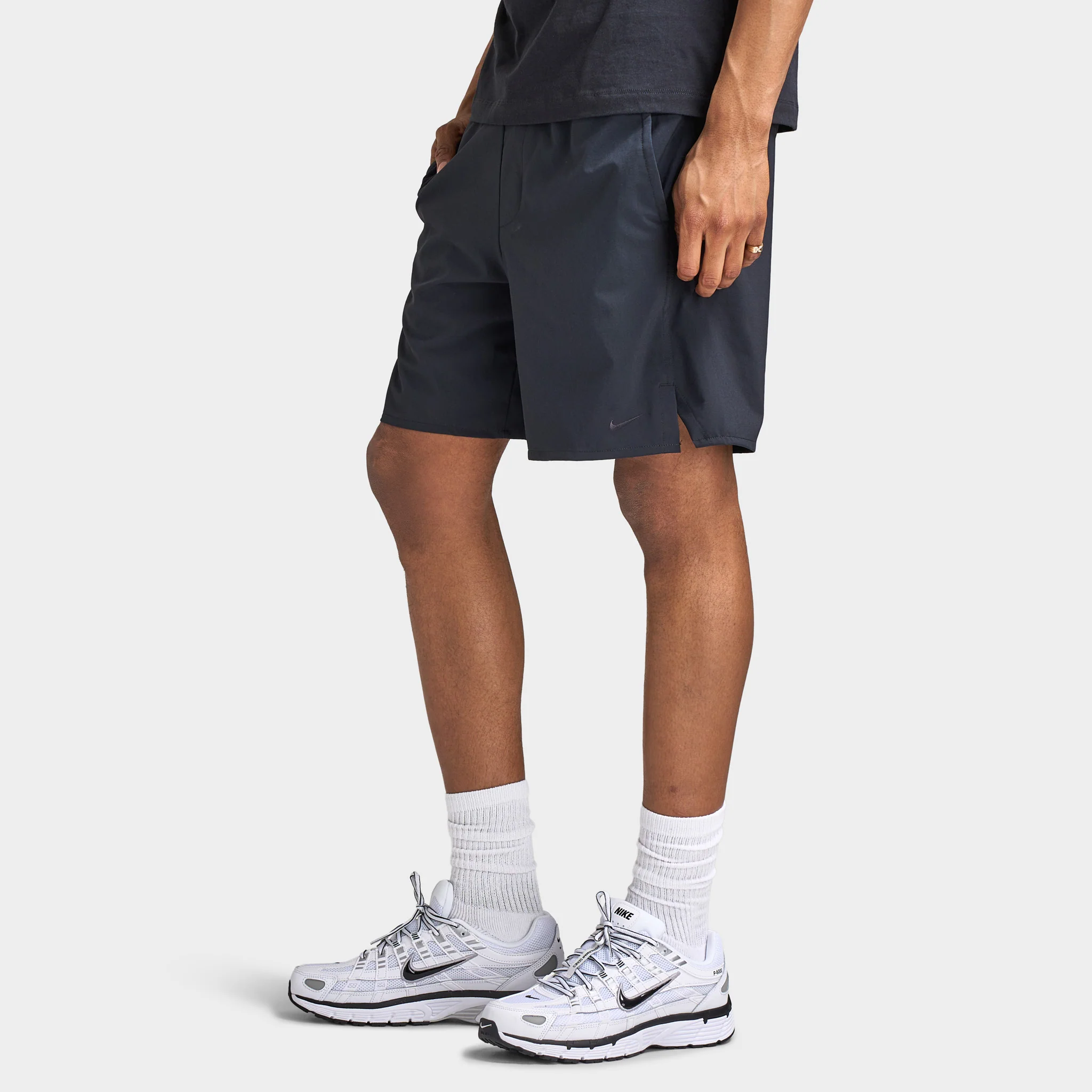 Nike Unlimited Dri-Fit 7" Unlined Versatile Shorts / Black - Image 4