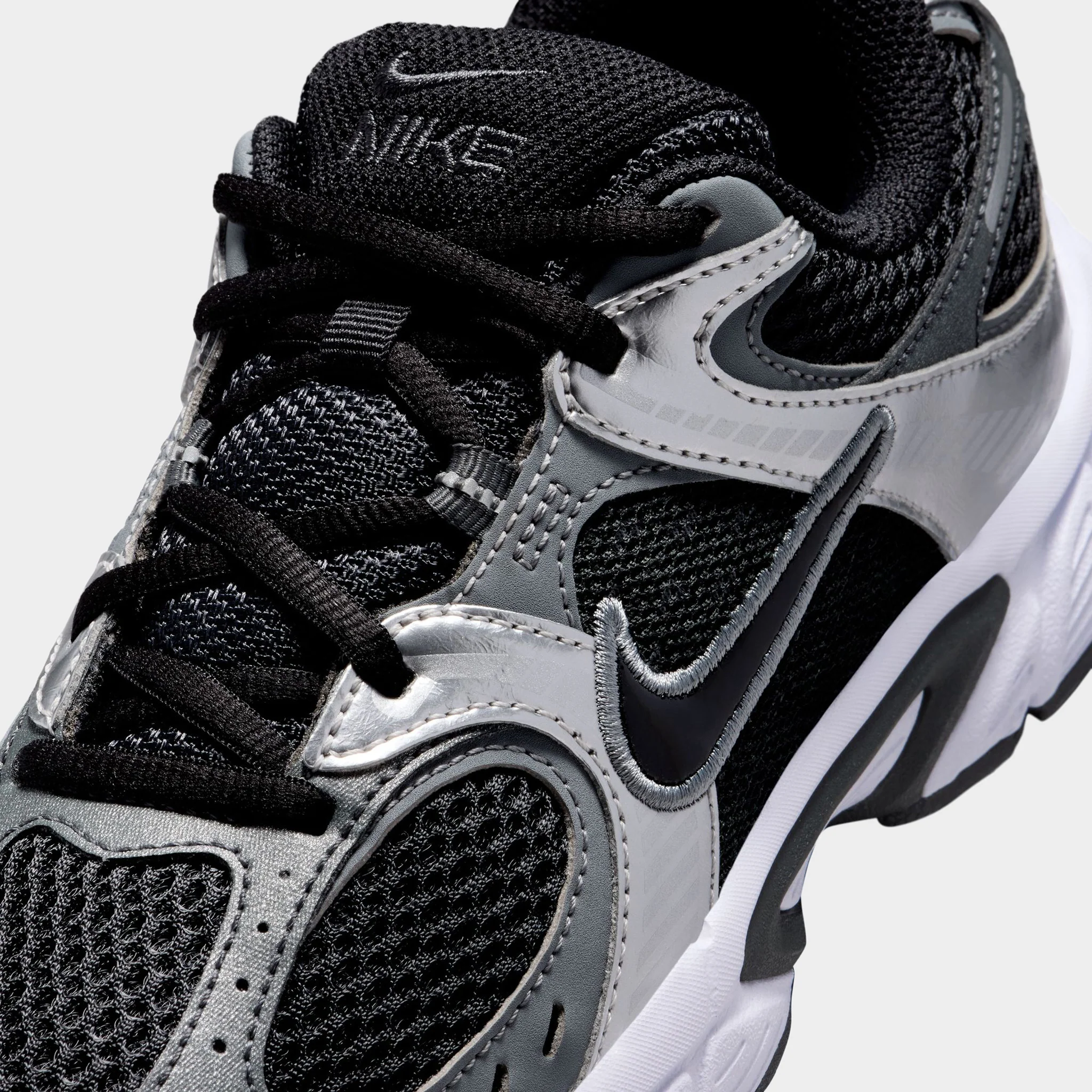 Nike V5 RNR GS Black / Anthracite - Smoke Grey - Image 3