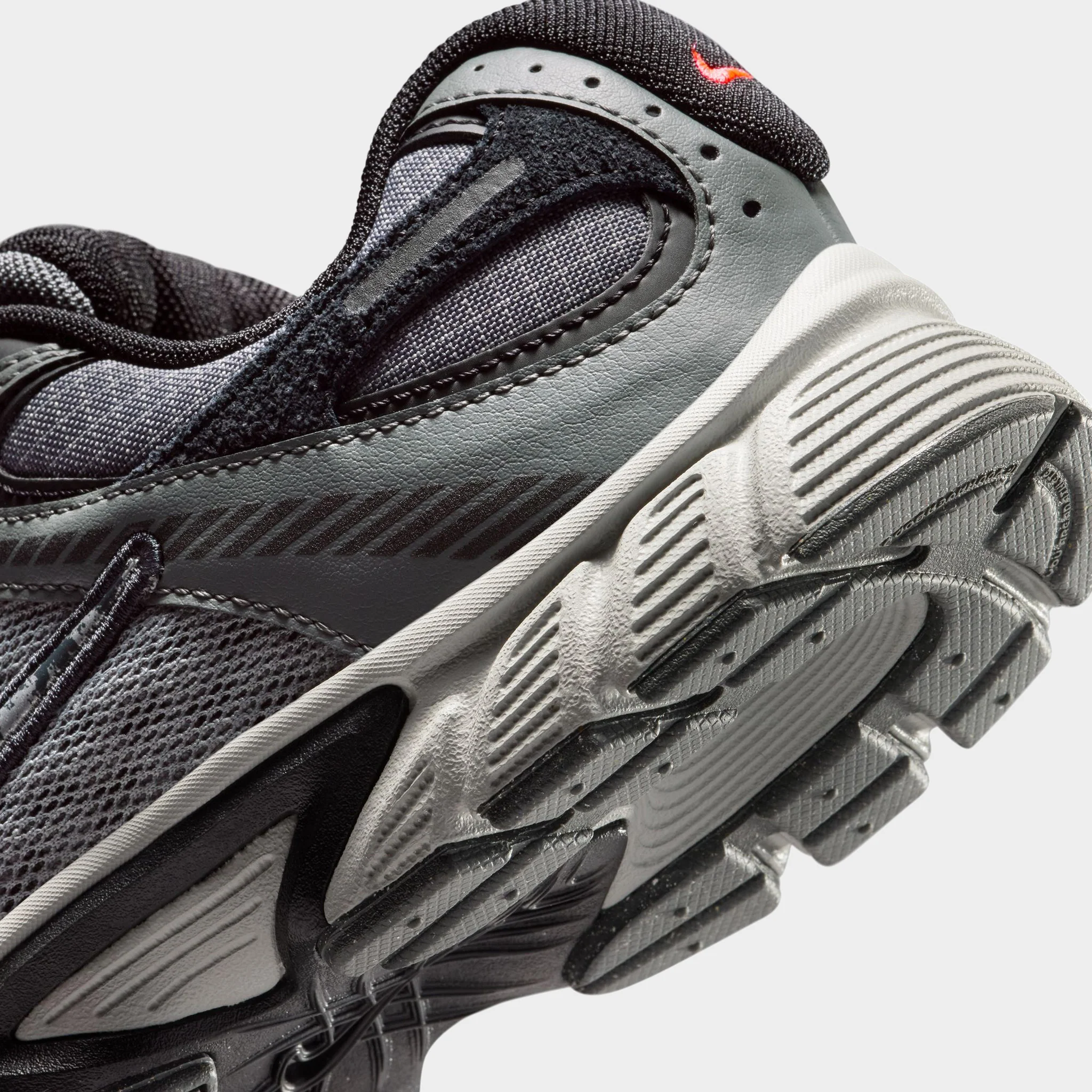 Nike V5 RNR GS Iron Grey / Metallic Silver - Black - Image 3