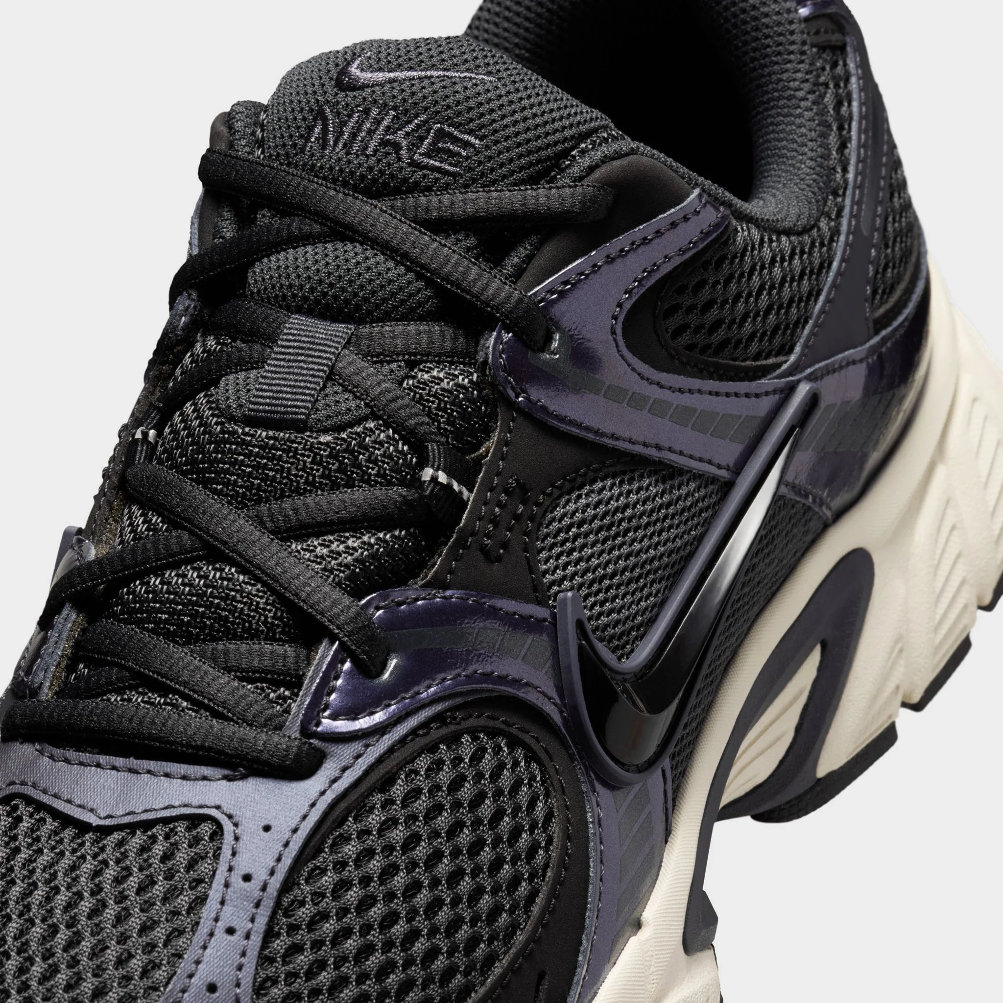 Nike V5 RNR Off Noir / Black - Gridiron - Image 3