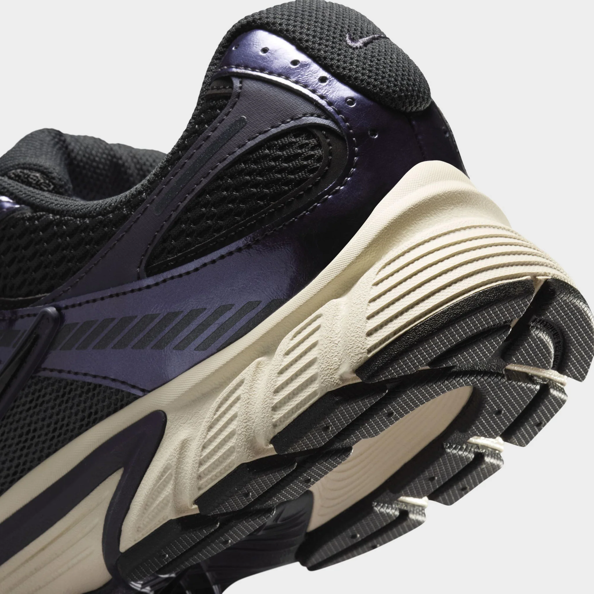 Nike V5 RNR Off Noir / Black - Gridiron - Image 4