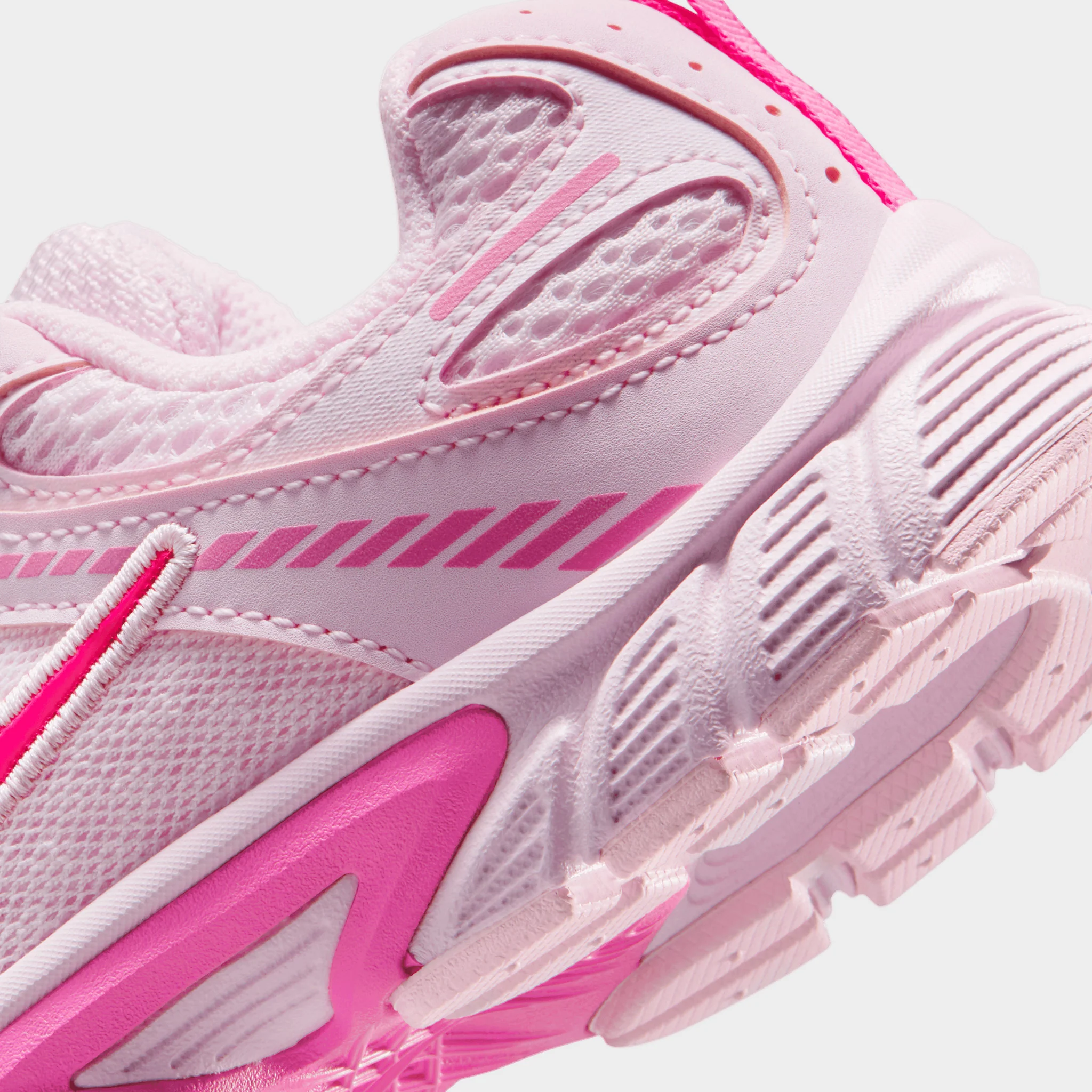 Nike V5 RNR PS Pink Foam / Hyper Pink - Pinksicle - Image 4