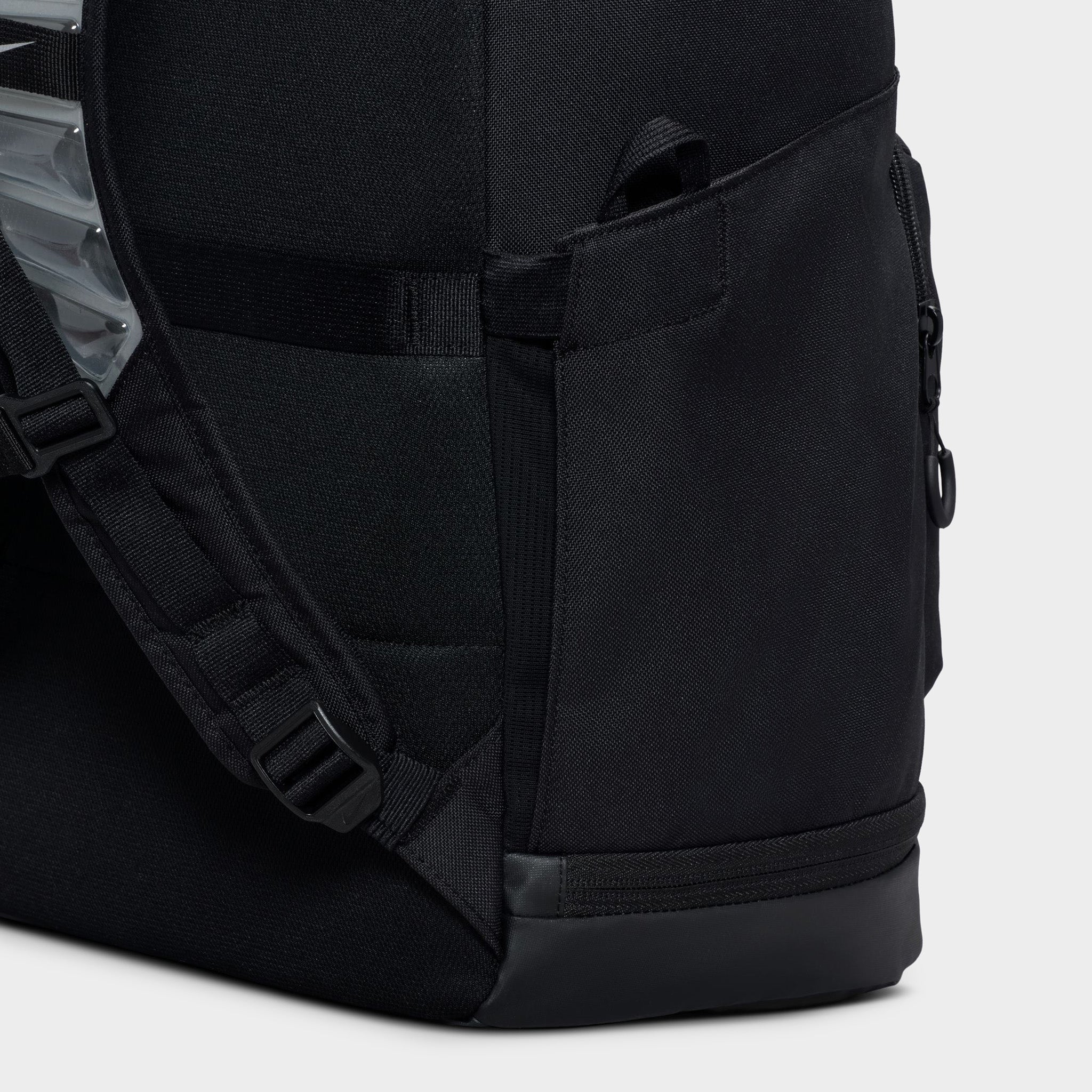 Nike Varsity Elite Backpack Black/ Black - Metallic Silver - Image 8