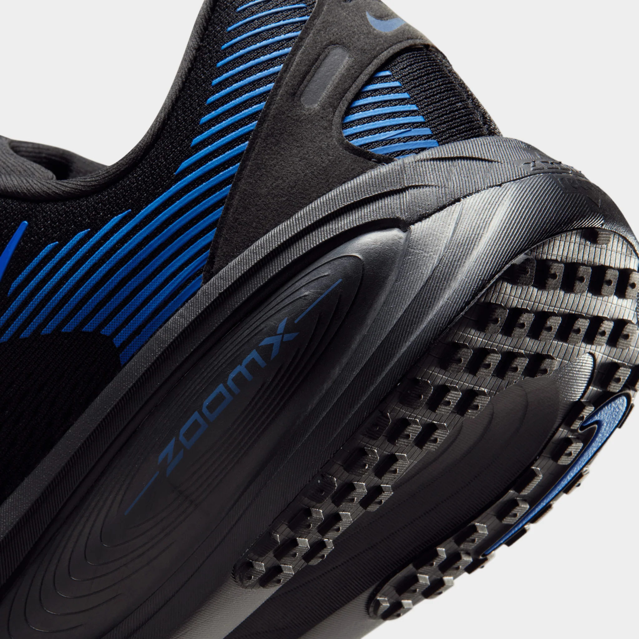 Nike Vomero 18 Black / Black - Blue - Image 4