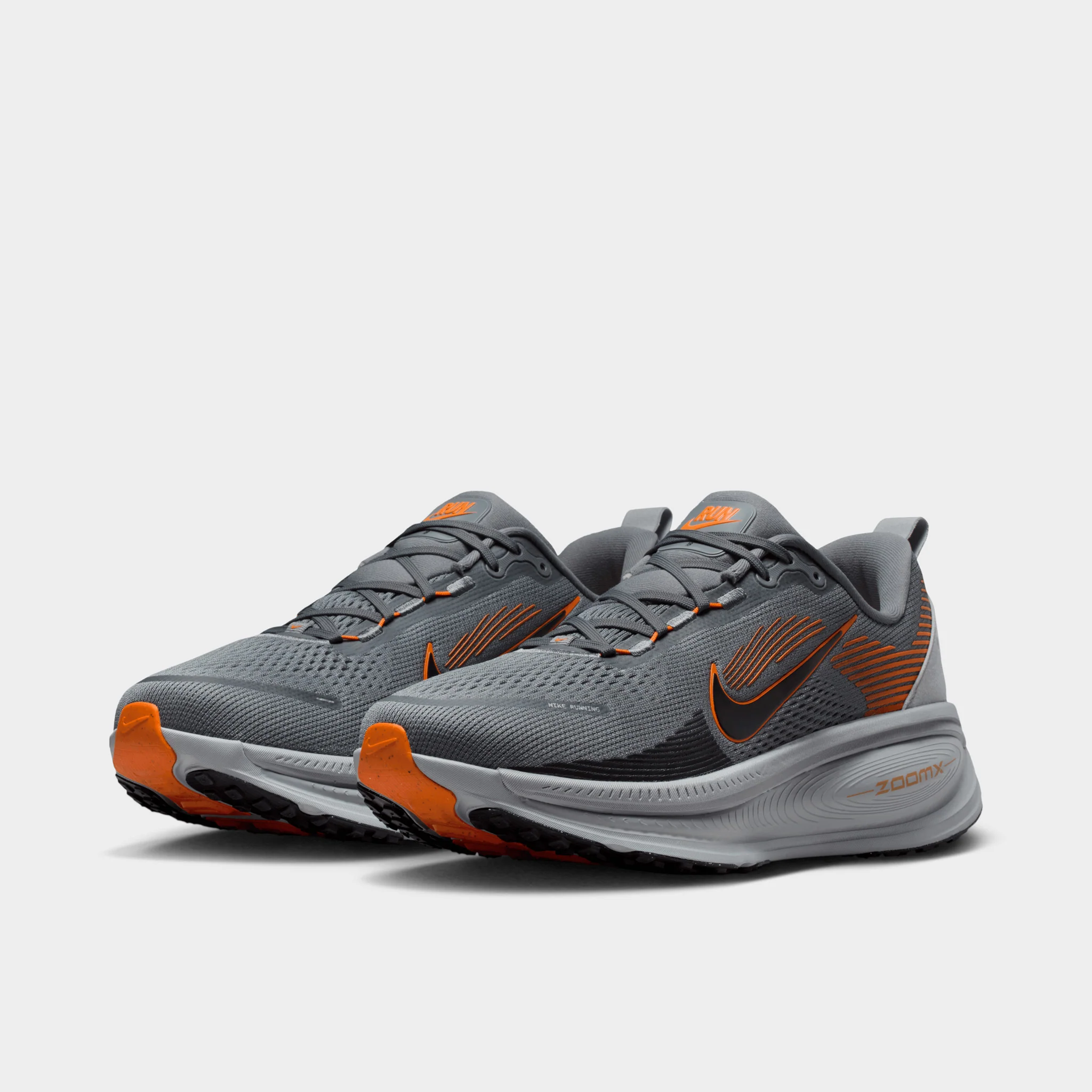 Nike Vomero 18 Cool Grey / Black - Image 2