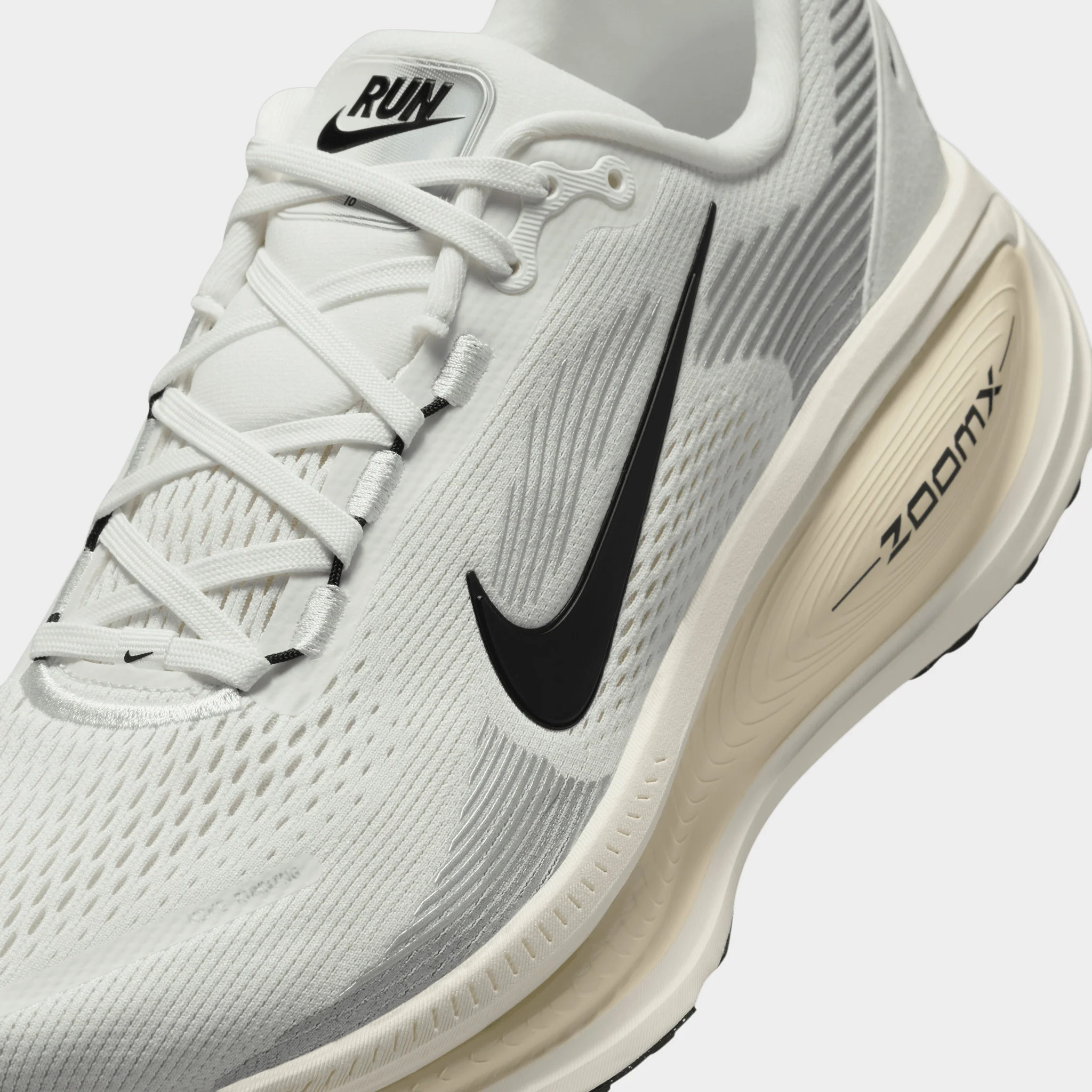 Nike Vomero 18 Summit White / Black - Coconut Milk - Image 3