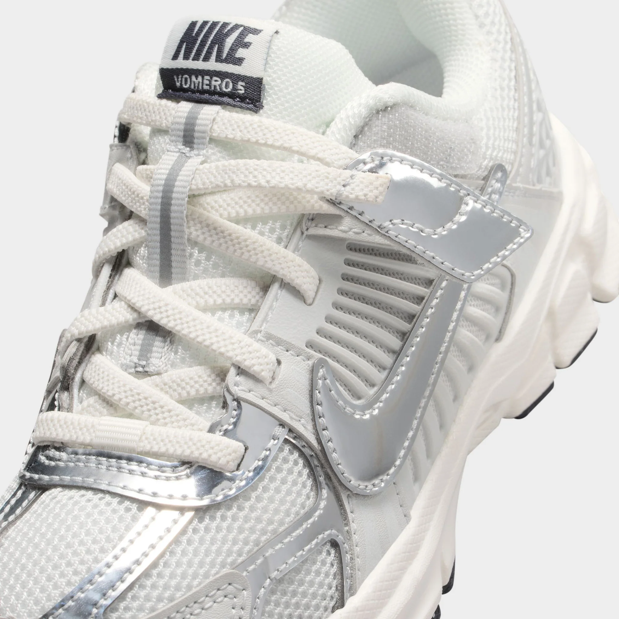 Nike Vomero 5 PS Photon Dust / Chrome Gridiron - Sail - Image 3