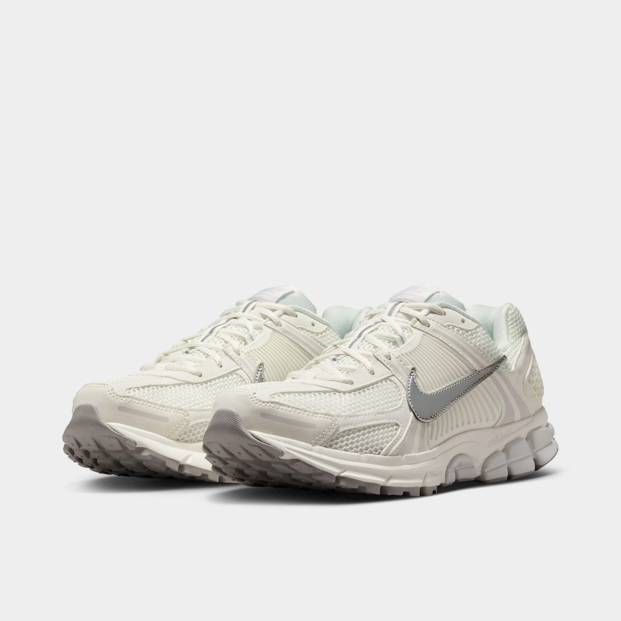 Nike Vomero 5 Off White / Silver - Image 2