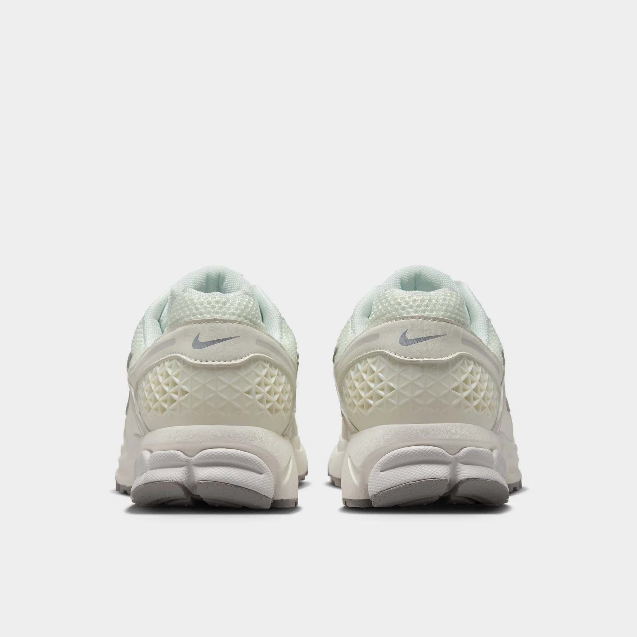 Nike Vomero 5 Off White / Silver - Image 4