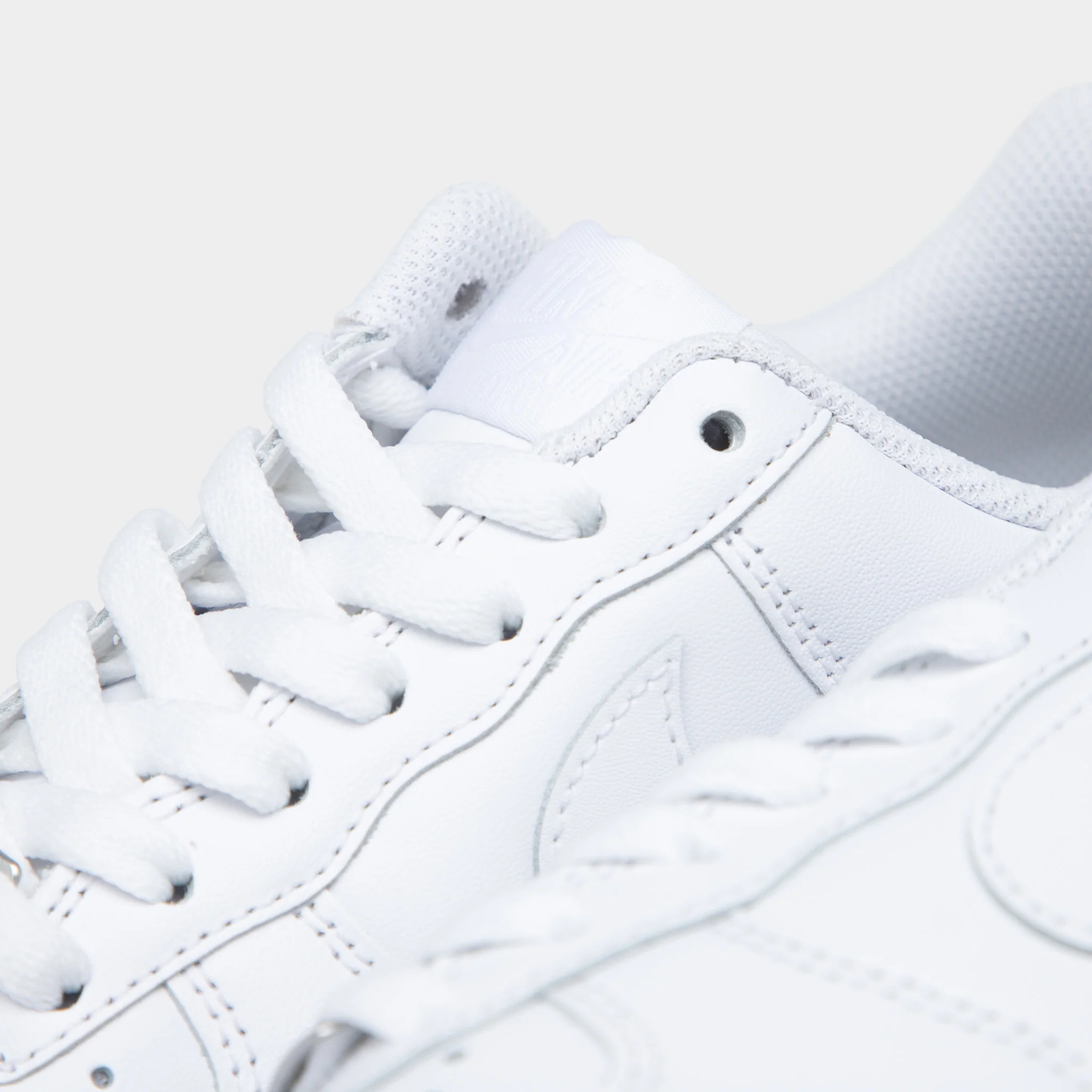 Nike Women's Air Force 1 '07 / White - Image 3