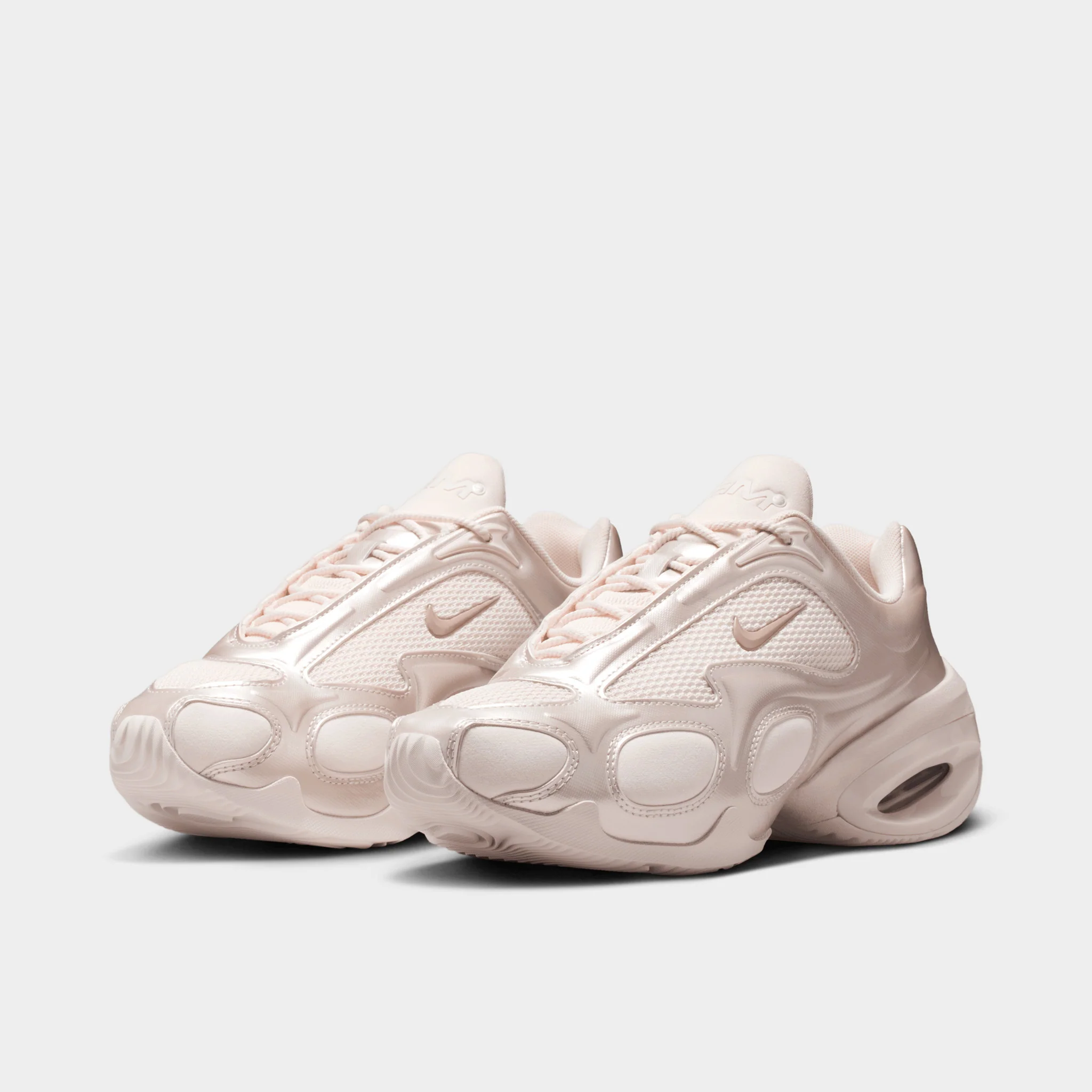 Nike Women's Air Max Muse Chalk / Chalk - Metallic Silver - Image 2