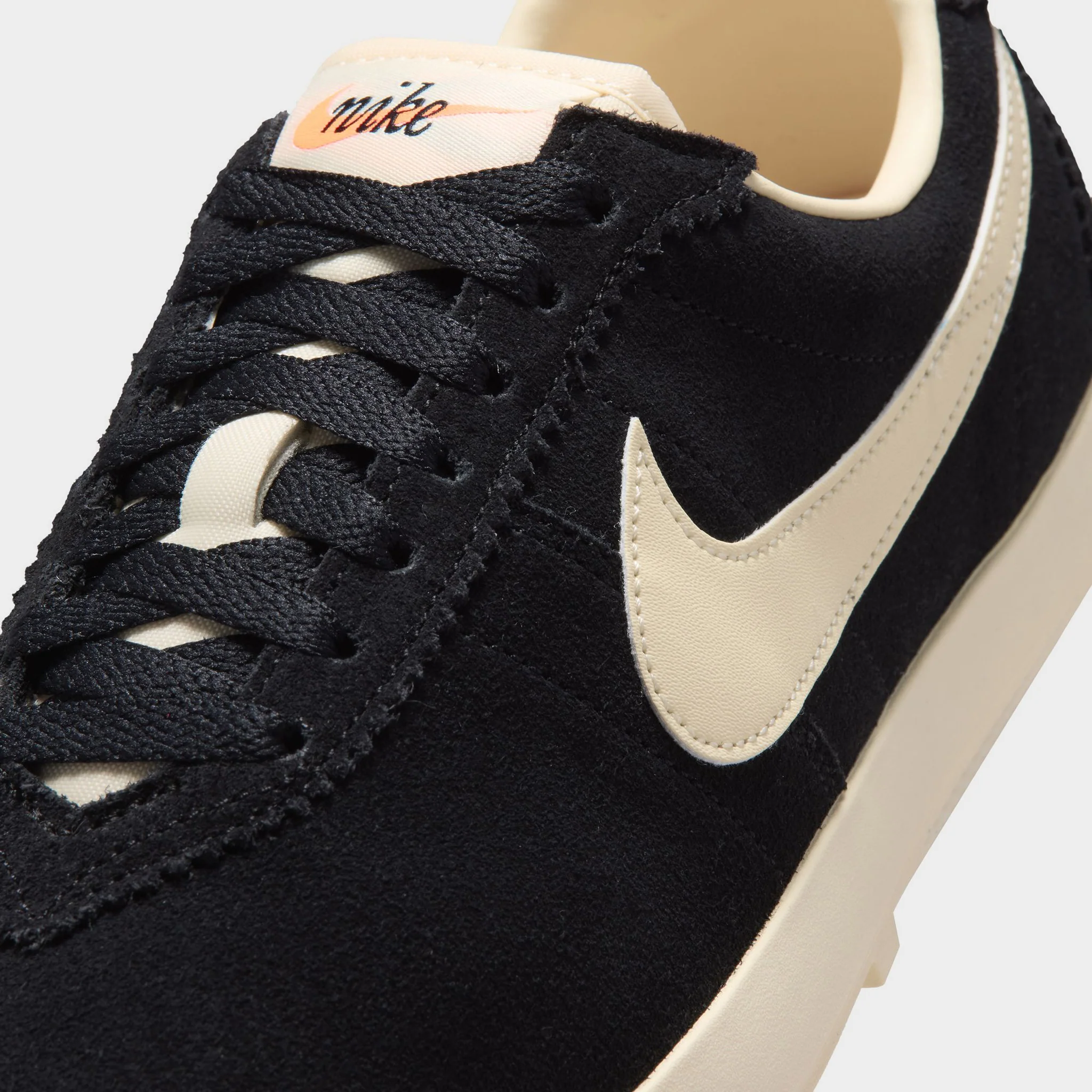 Nike Women's Astrograbber Black / Muslin - Image 3