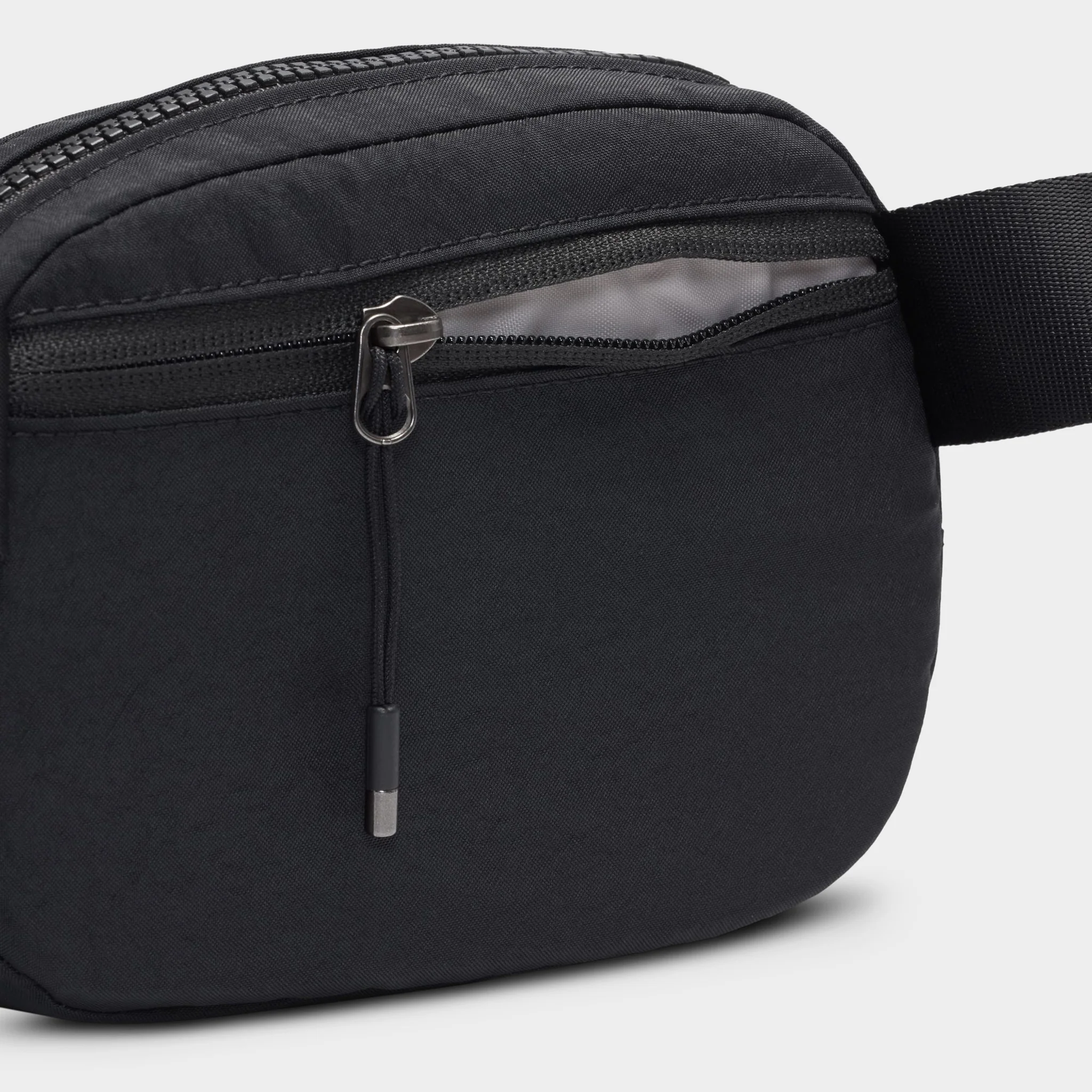 Nike Women's Aura Waist Pack (2L) Black/Black - Gunmetal - Image 8