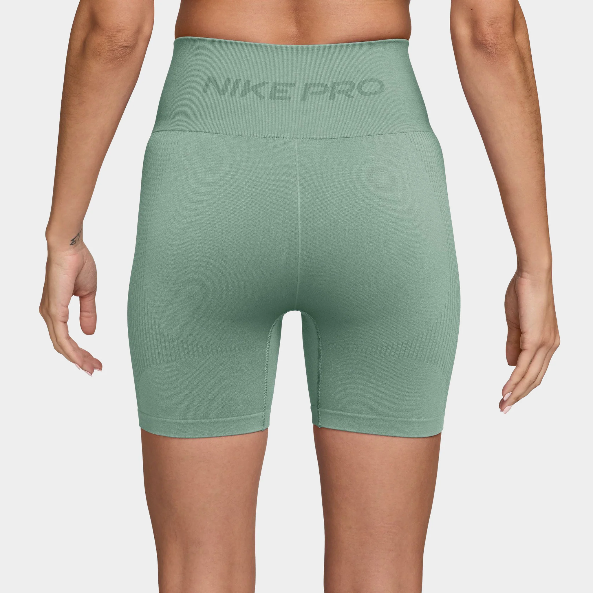 Nike Women's Seamless High Rise 5" Shorts / Steam - Image 2