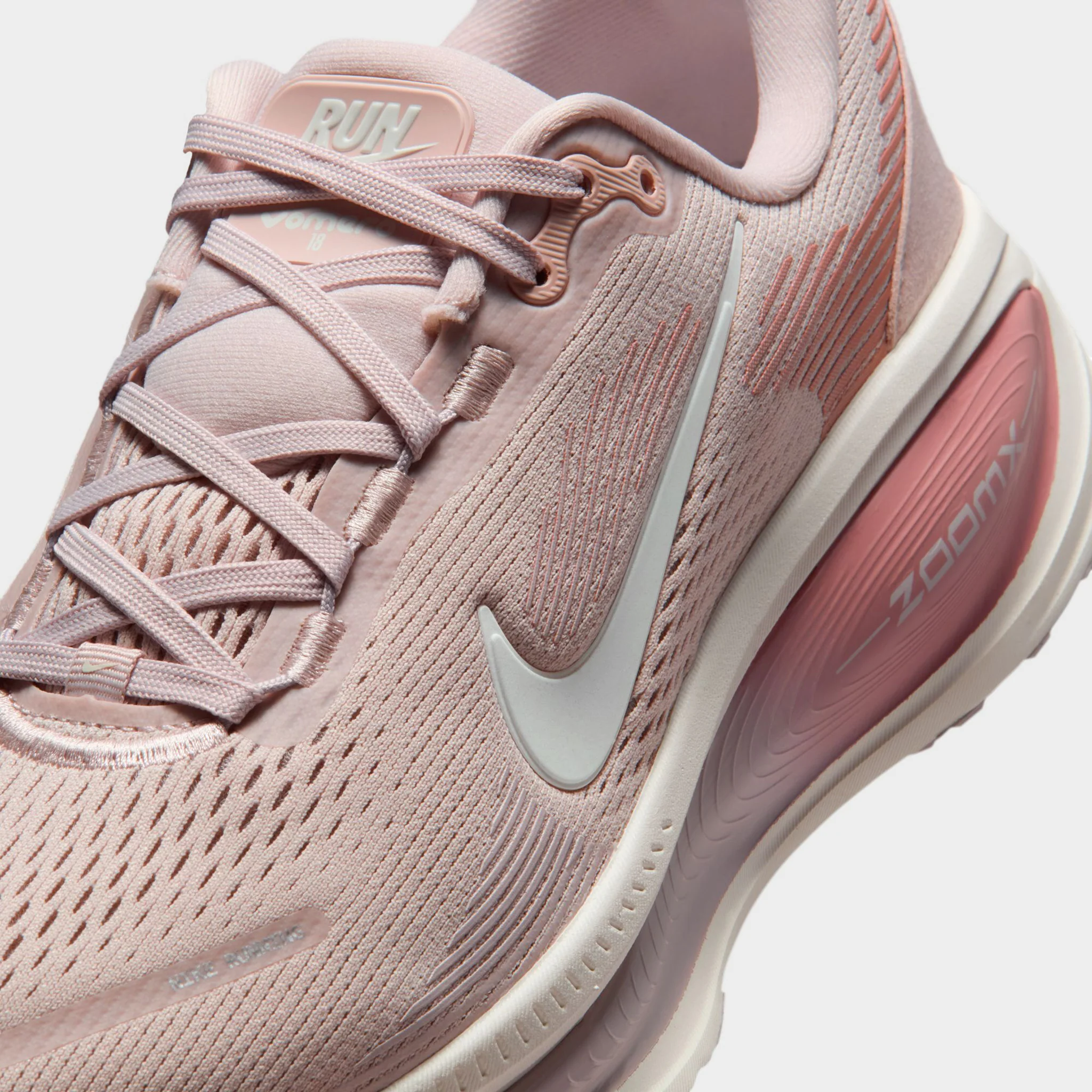 Nike Women's Vomero 18 Silt Red / Chalk - Red Stardust - Image 3