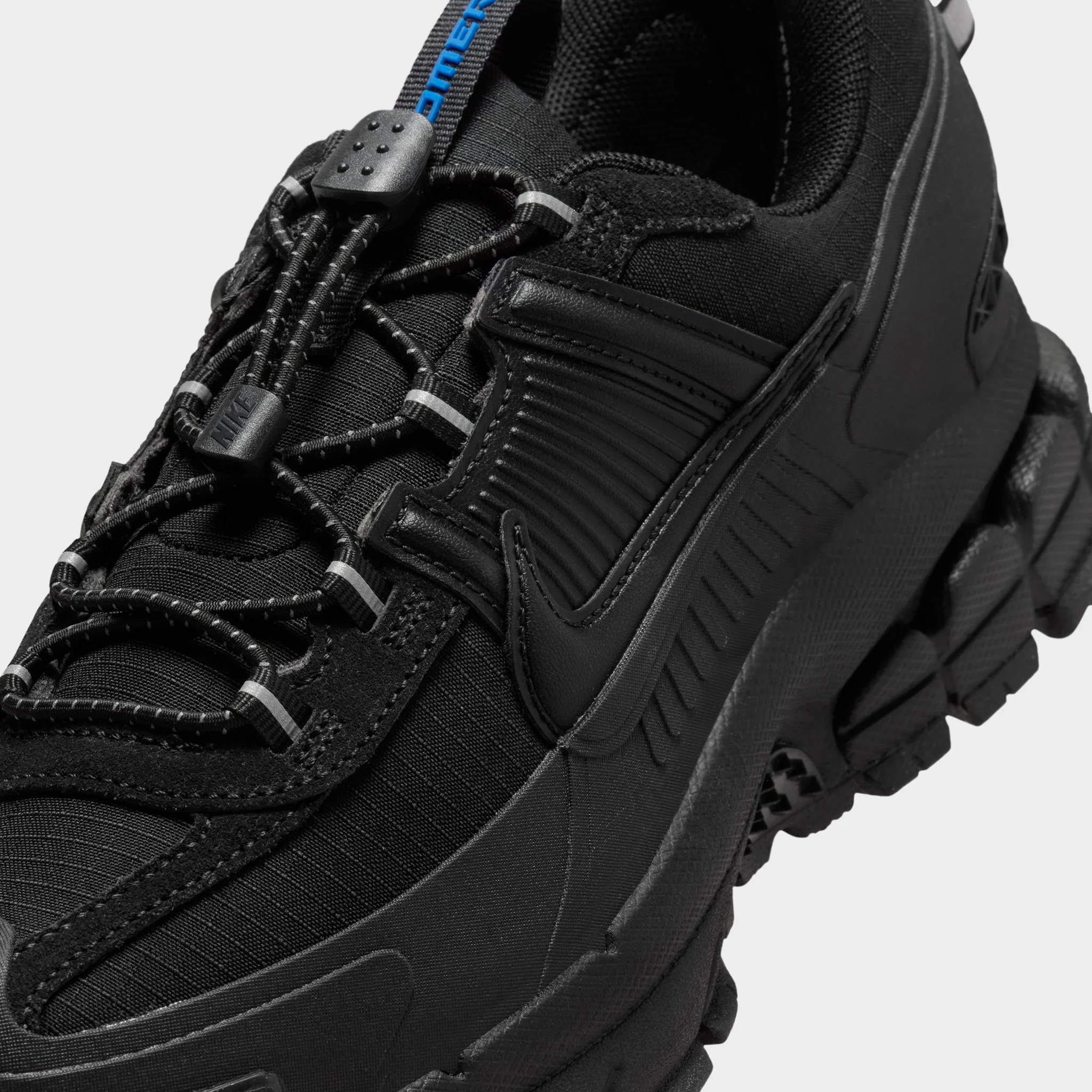 Nike Women's Zoom Vomero Roam Black / Black - Black - Image 3