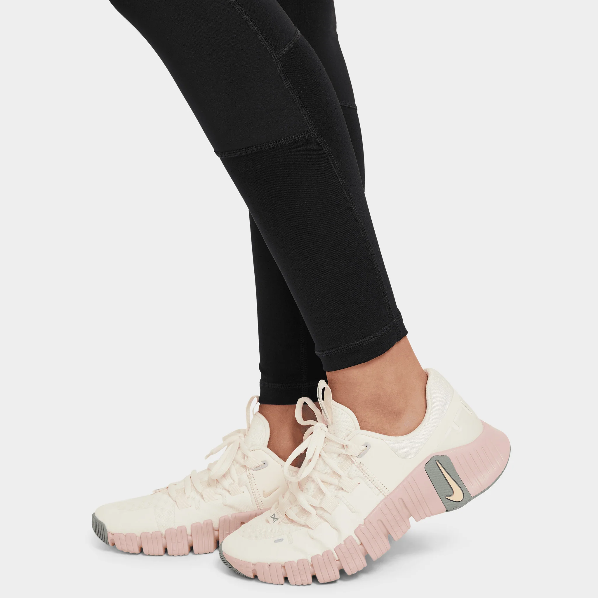Nike Pro Junior Girls' Dri-FIT Leggings / Black - Image 10