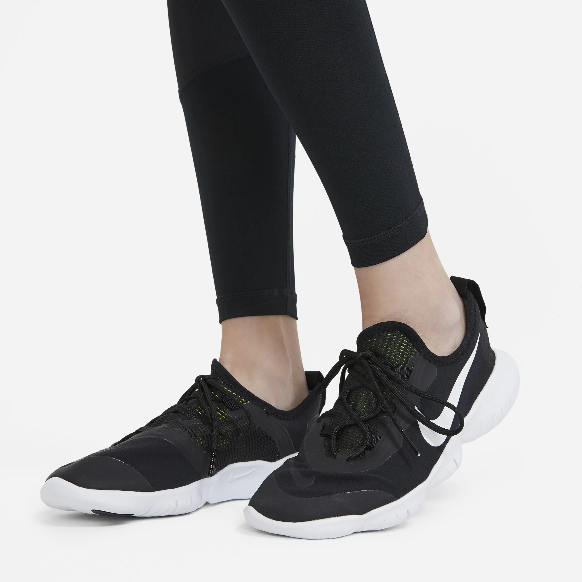Nike Pro Junior Girls' Dri-FIT Leggings / Black - Image 5