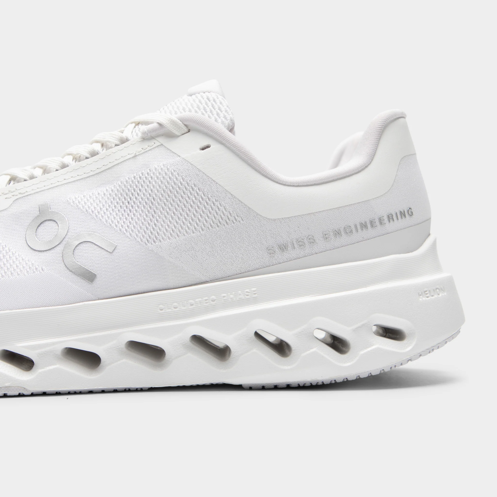 On Cloudsurfer White / Silver - Image 3