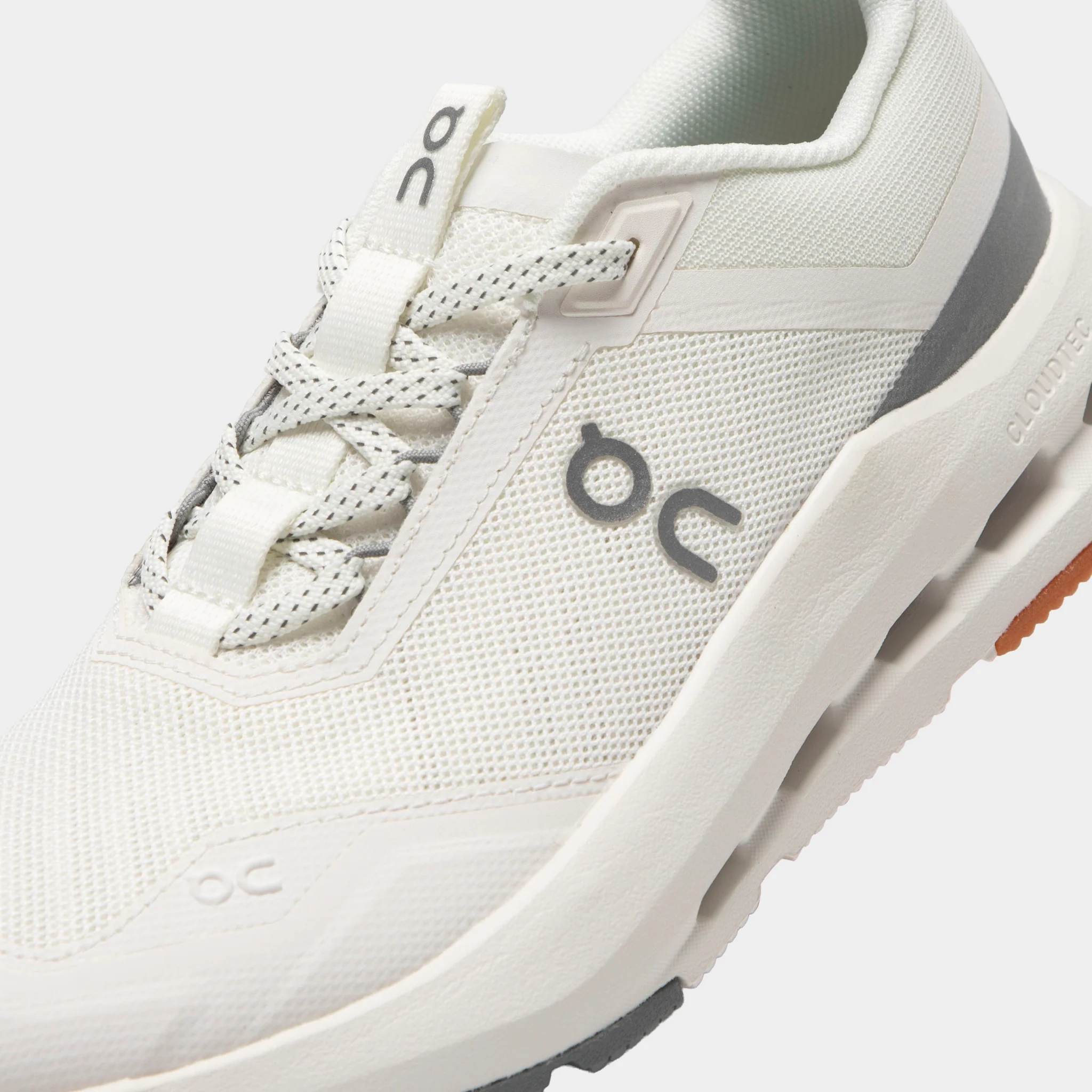 On Juniors' Cloudnova Ivory / Apollo - Image 3