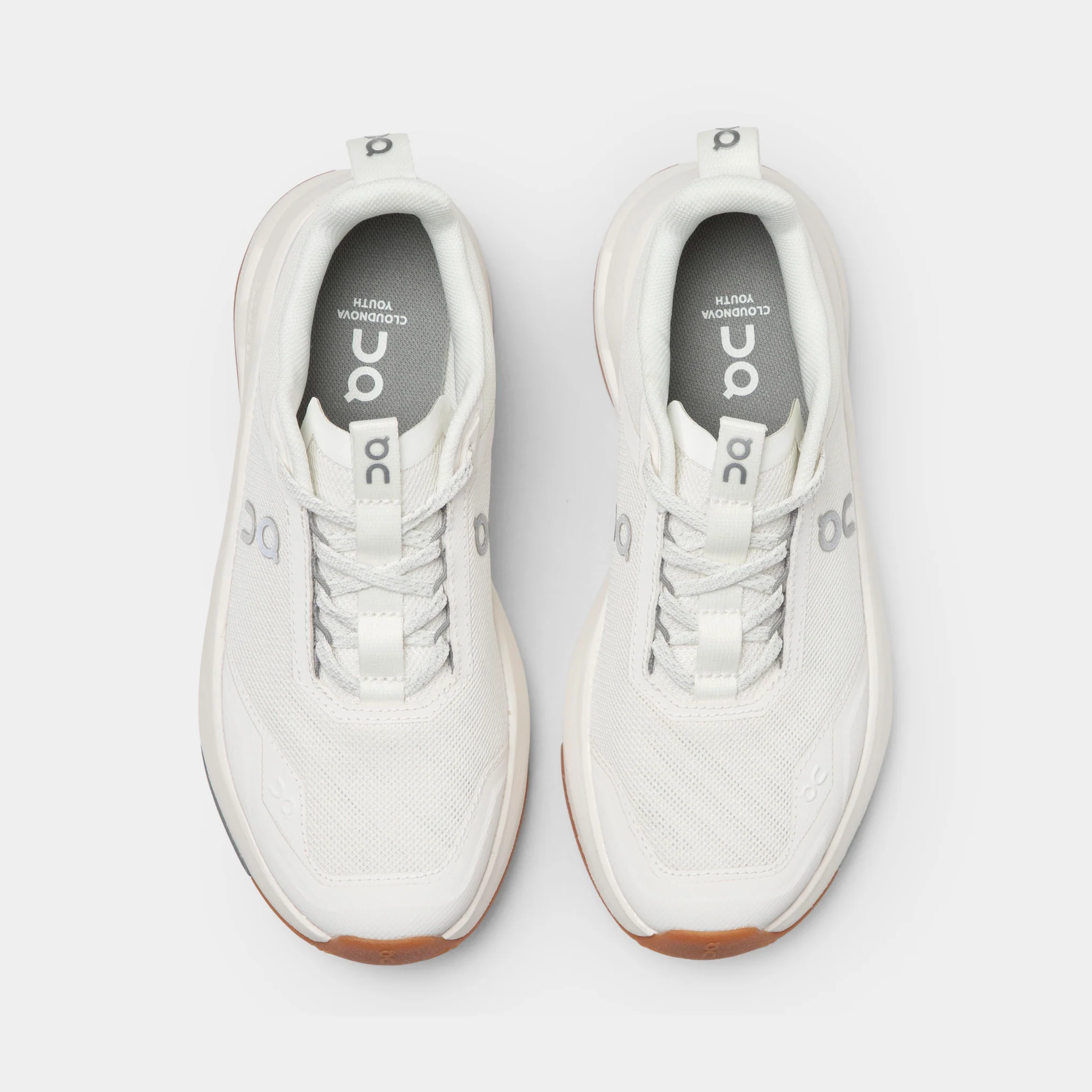On Juniors' Cloudnova Ivory / Apollo - Image 5
