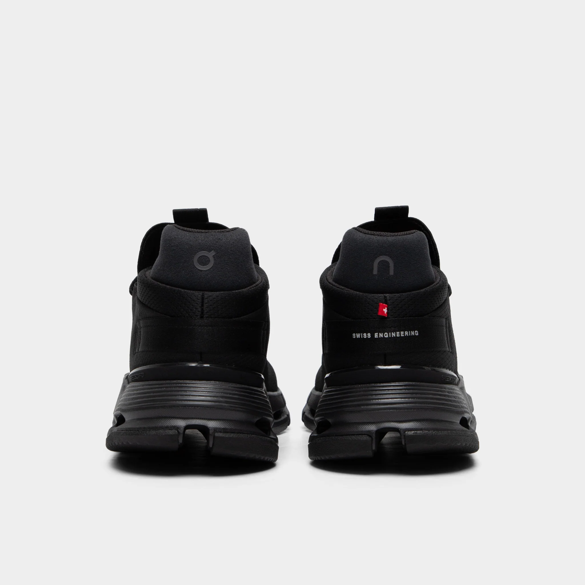 On Cloudnova 2 Black / Black - Image 4