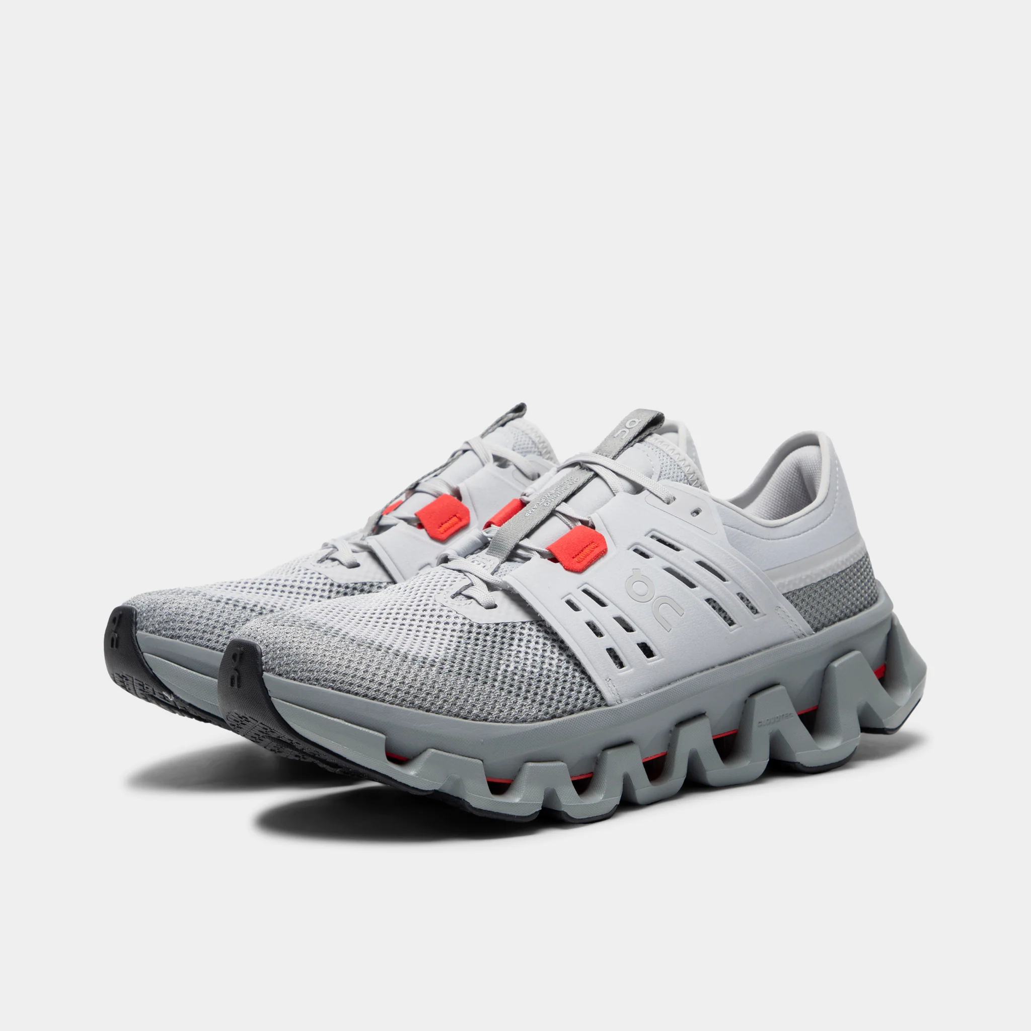 On Cloudswift Amp Grey / Red - Image 2