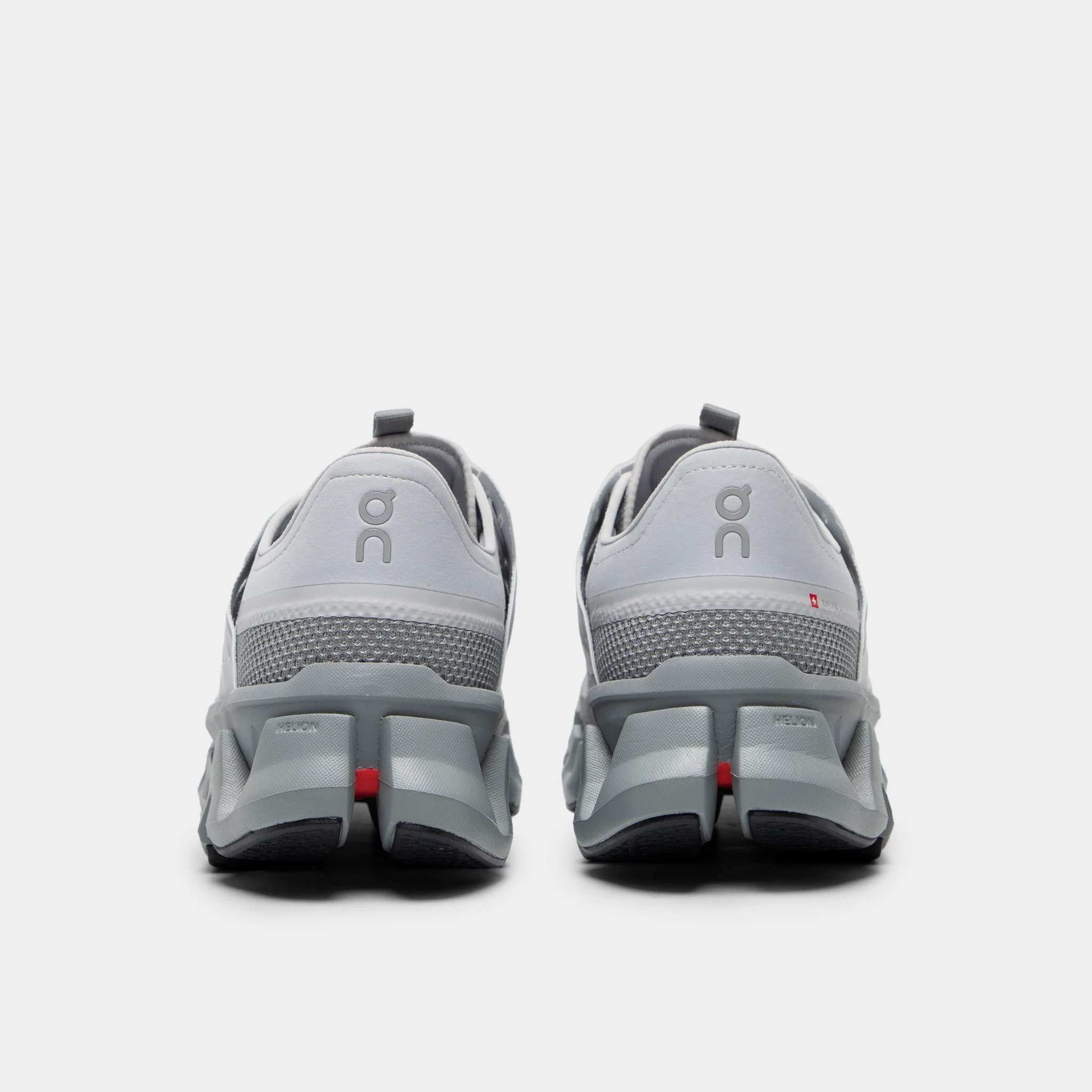 On Cloudswift Amp Grey / Red - Image 4