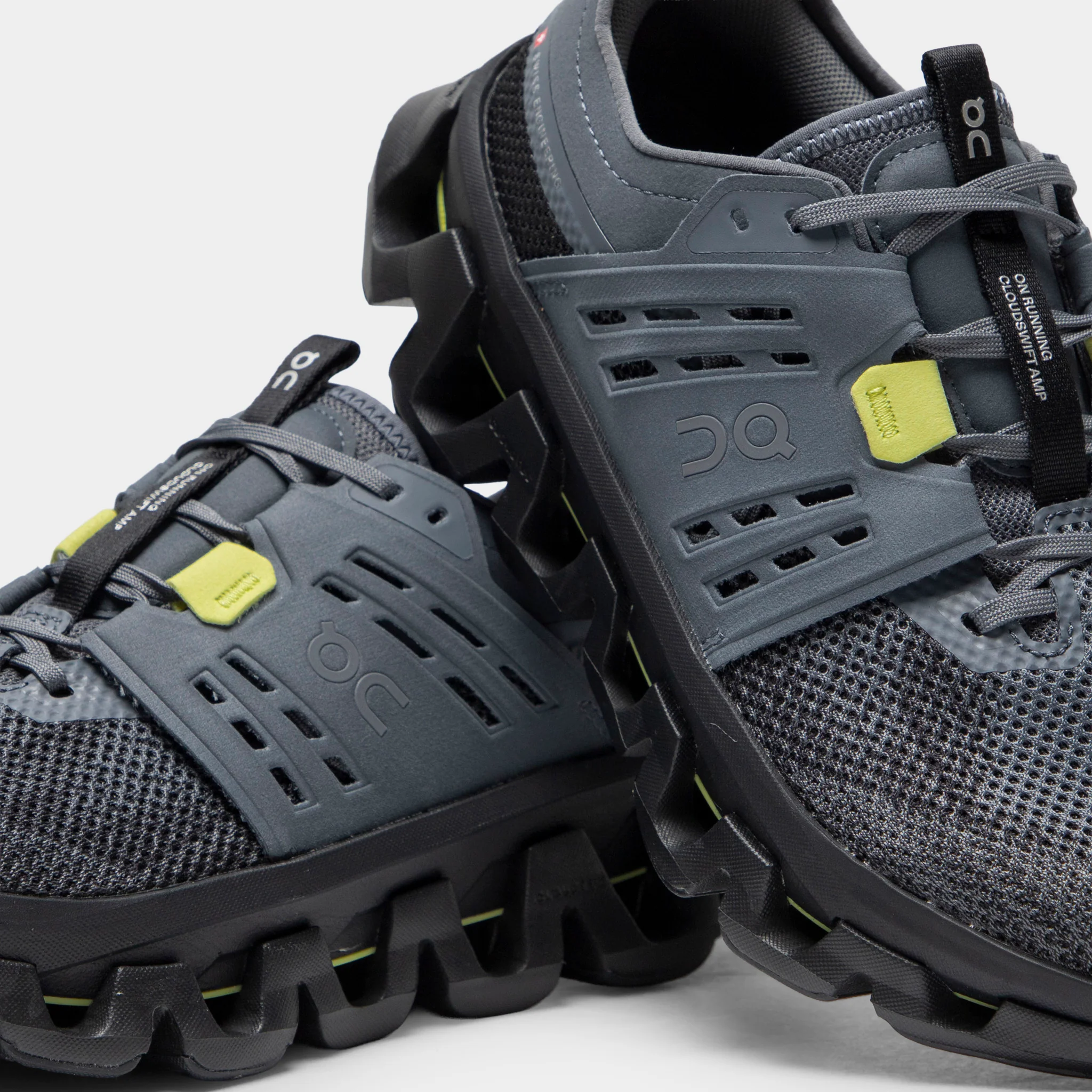 On Cloudswift Amp Navy / Black - Image 3