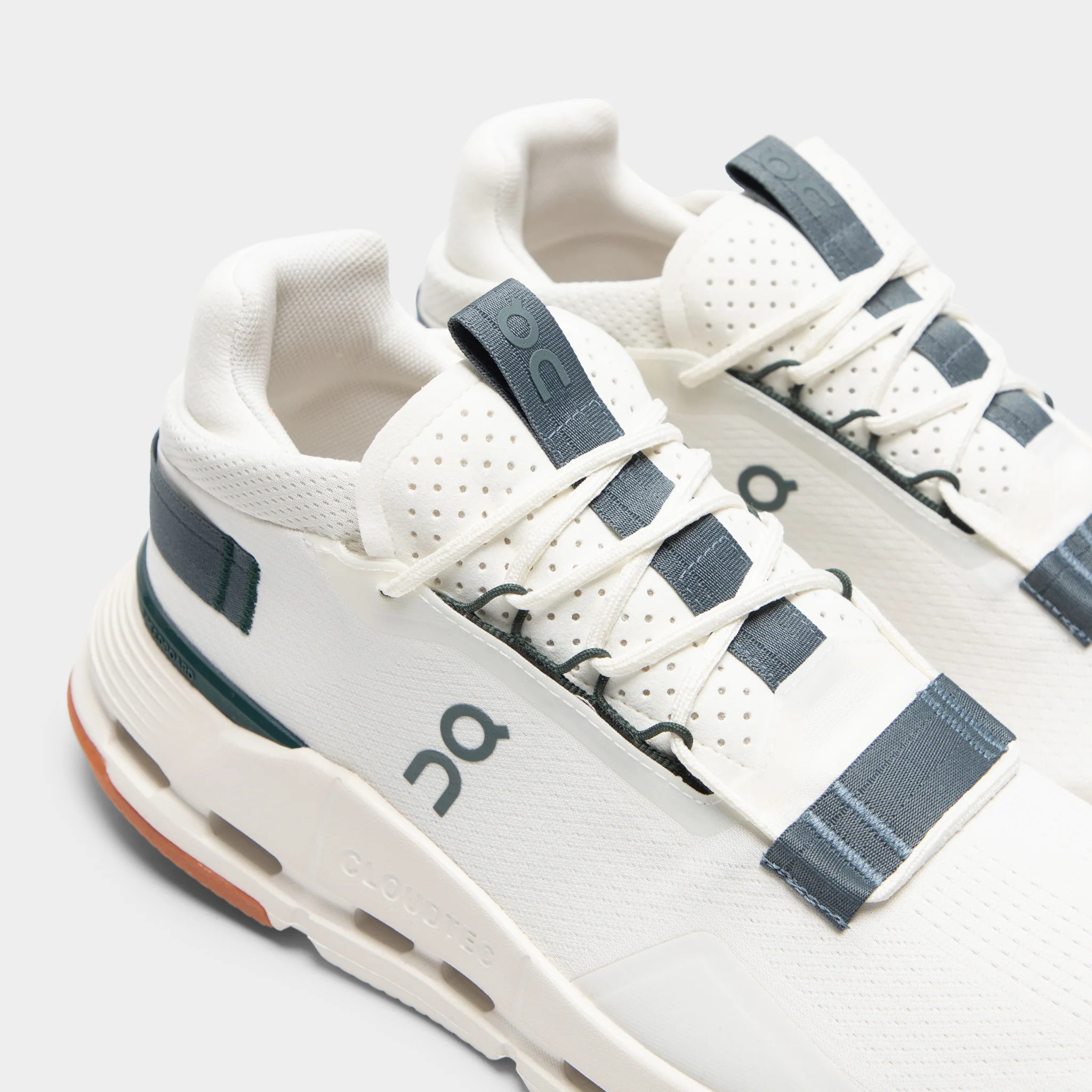 On Running Nova 2 White / Green / Gum - Image 3