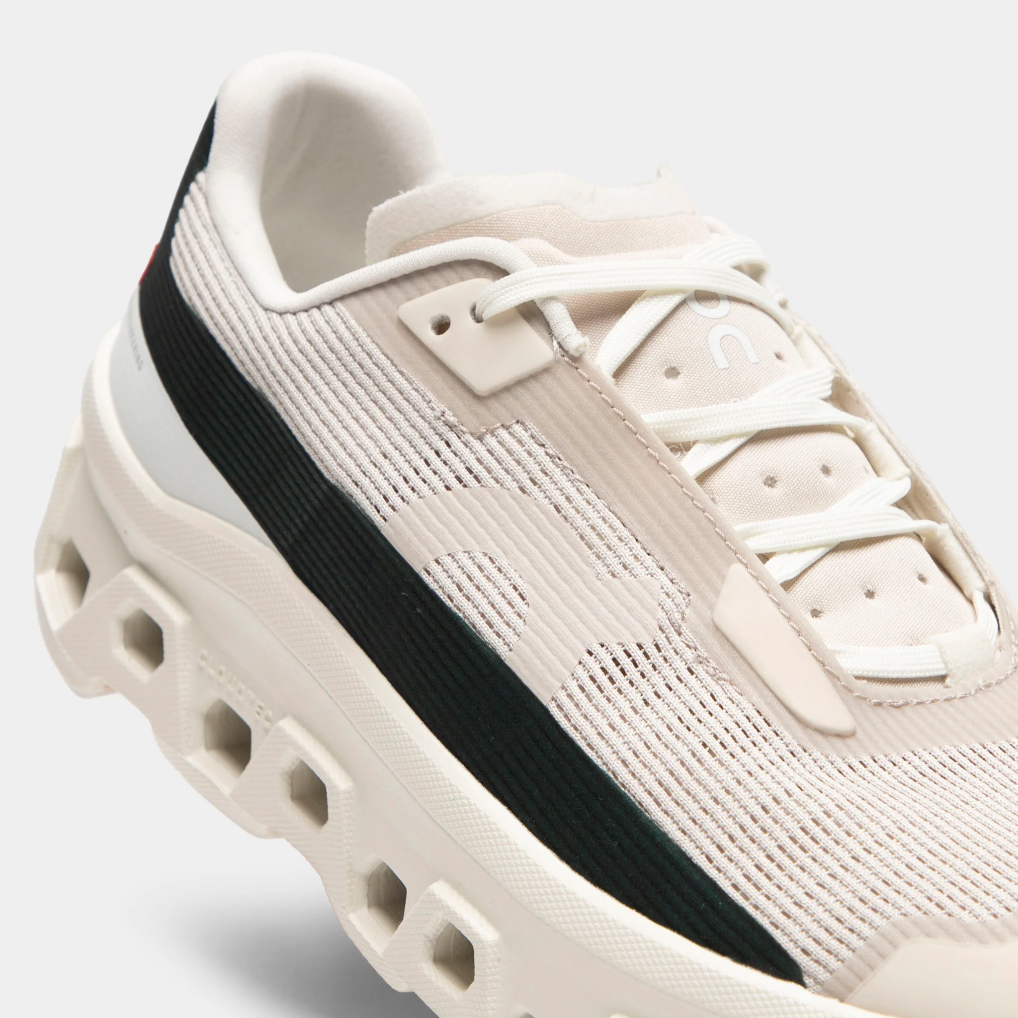 On Women's Cloudmonster Void Ivory / Pearl - Image 3