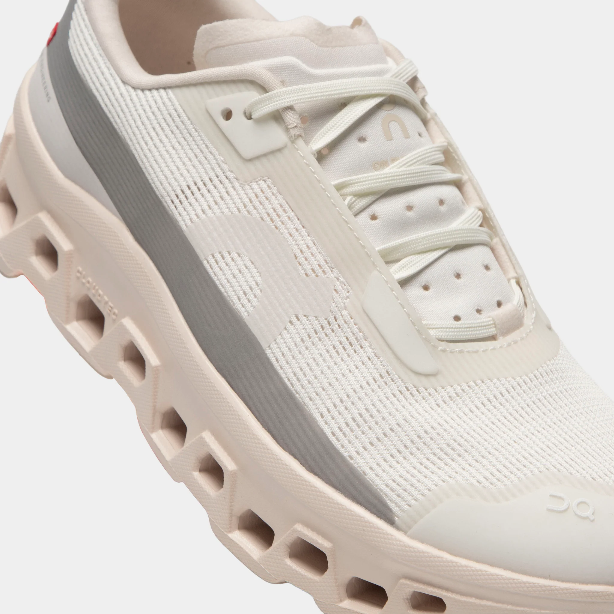 On Women's Cloudmonster Void Ivory / Seashell - Image 3