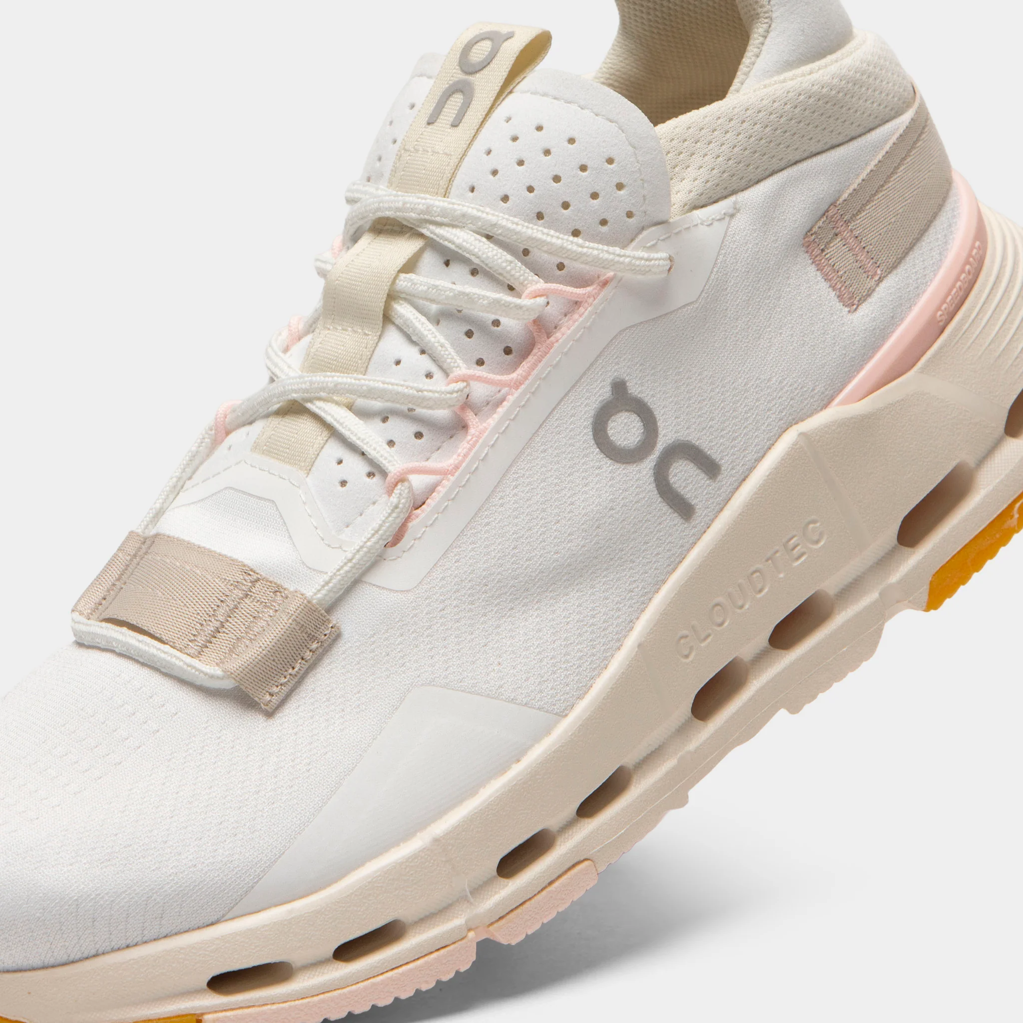 On Women's Cloudnova White / Ivory - Image 3