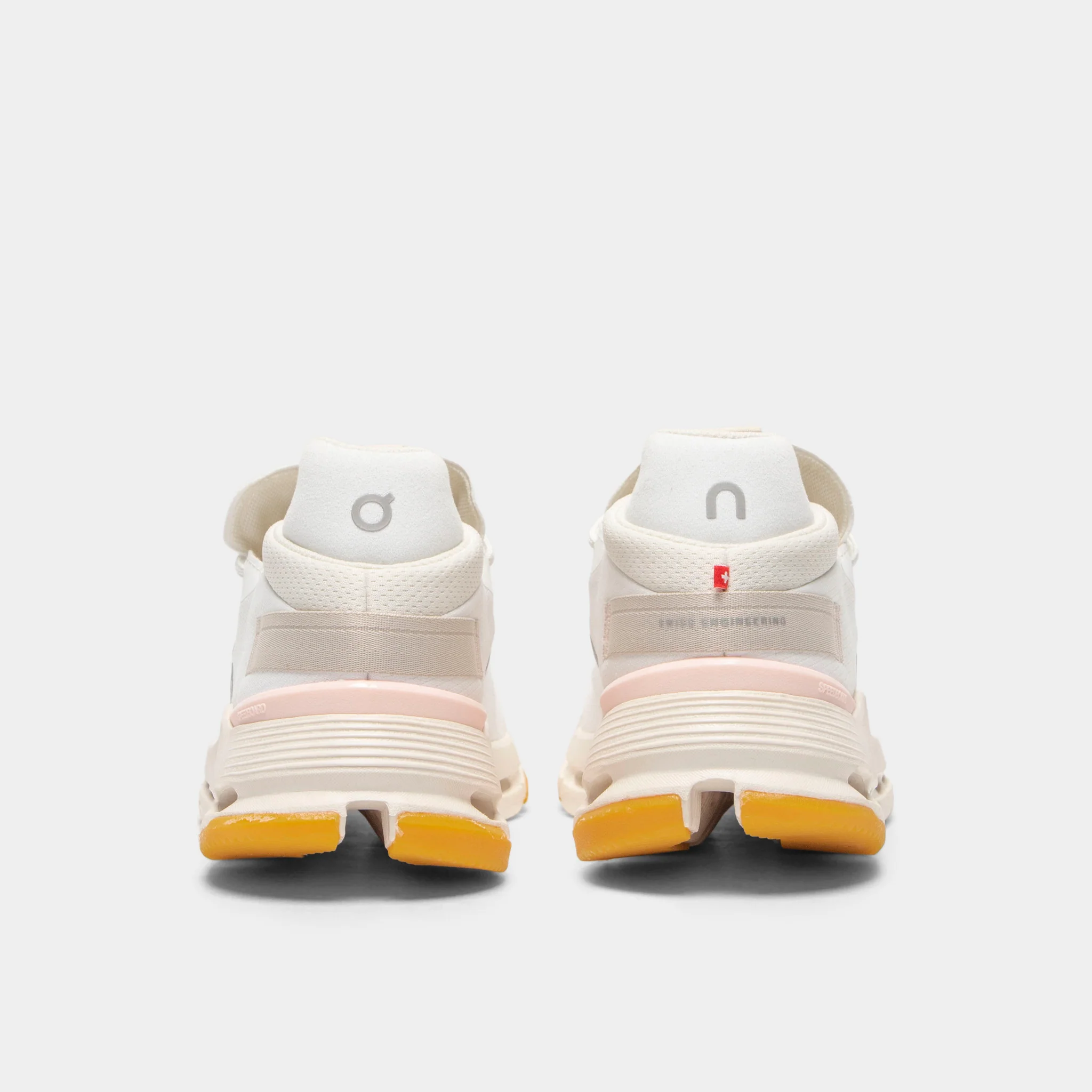 On Women's Cloudnova White / Ivory - Image 4
