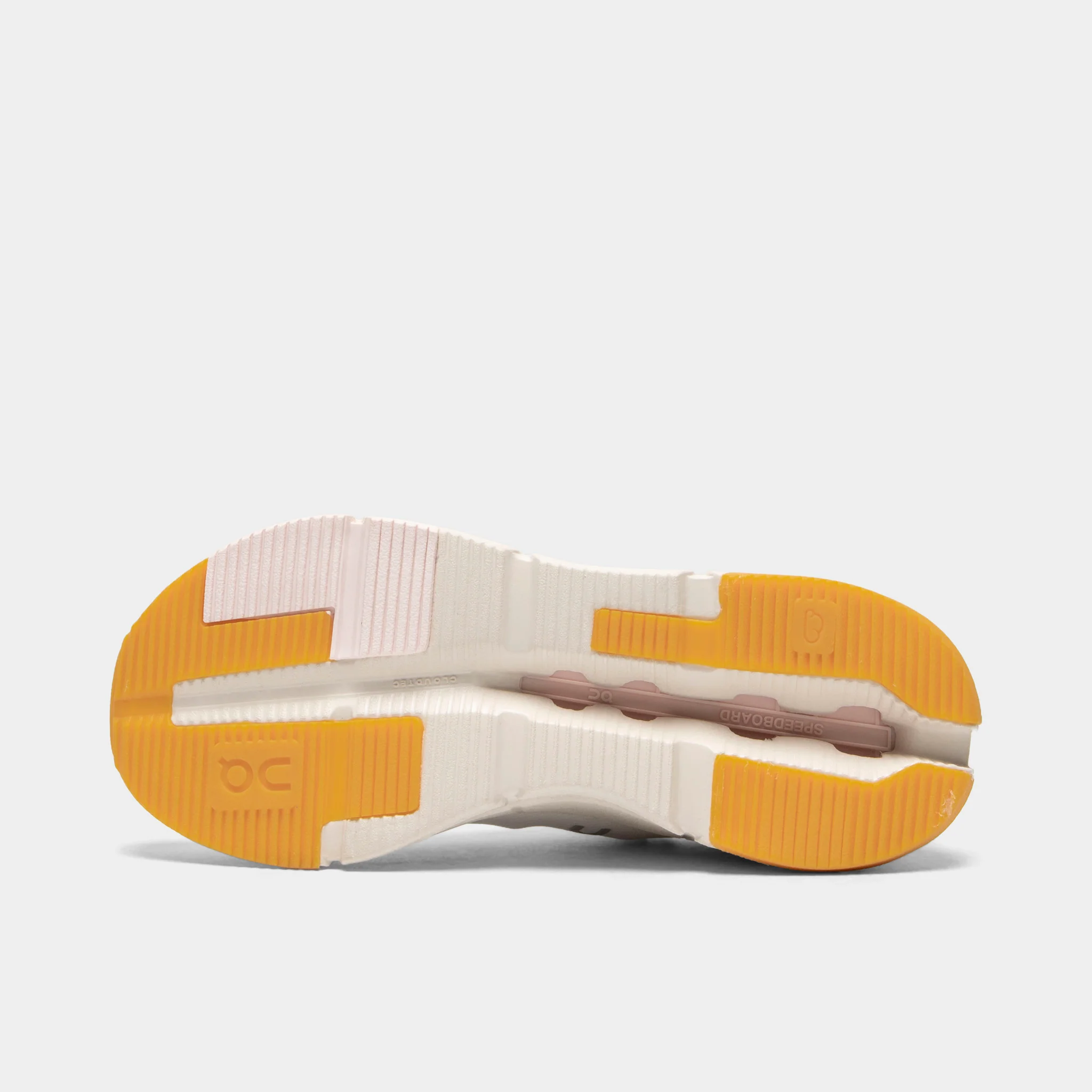 On Women's Cloudnova White / Ivory - Image 6